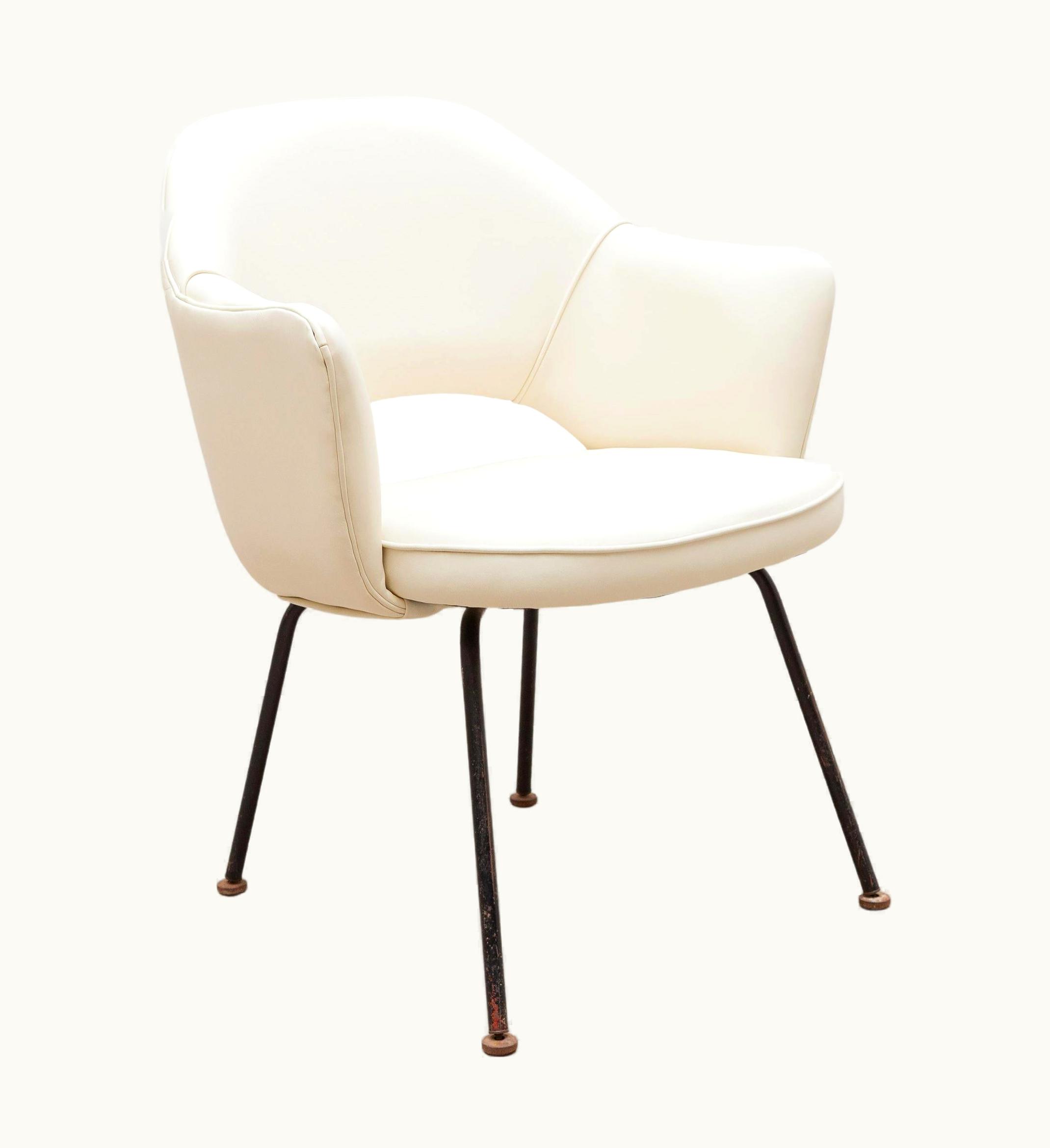 Eero Saarinen Eero Saarinen Knoll Arm Desk, Conference Chair Designed By Eero Saarinen