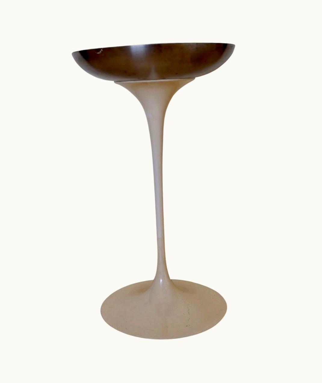 Eero Saarinen Eero Saarinen Tulip Ashtray By Eero Saarinen For Knoll International UZ0190086