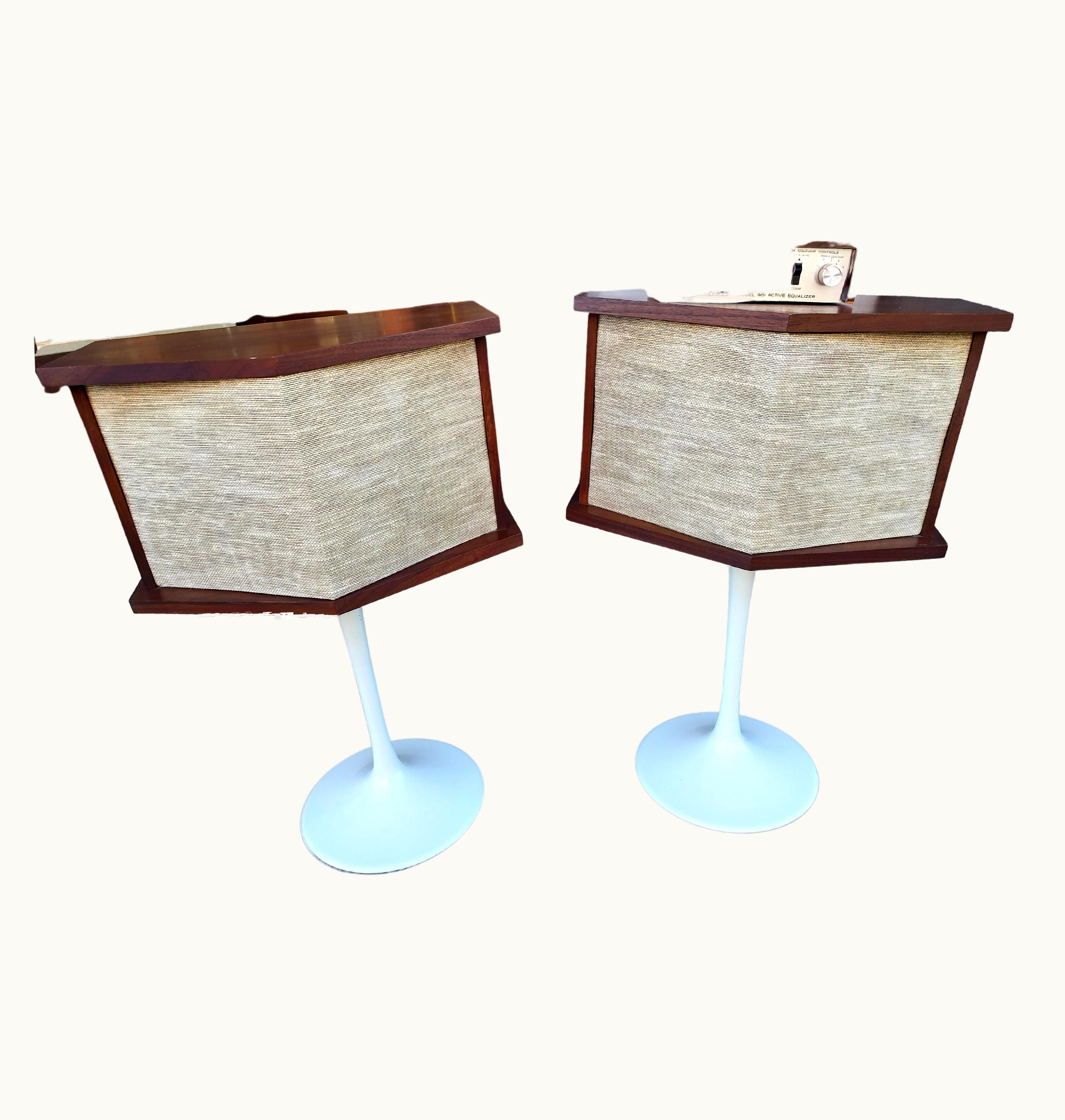 Eero Saarinen Eero Saarinen Pair Of Mid-Century Modern Bose 901 Speakers Saarinen Tulip Bases & Equalizer
