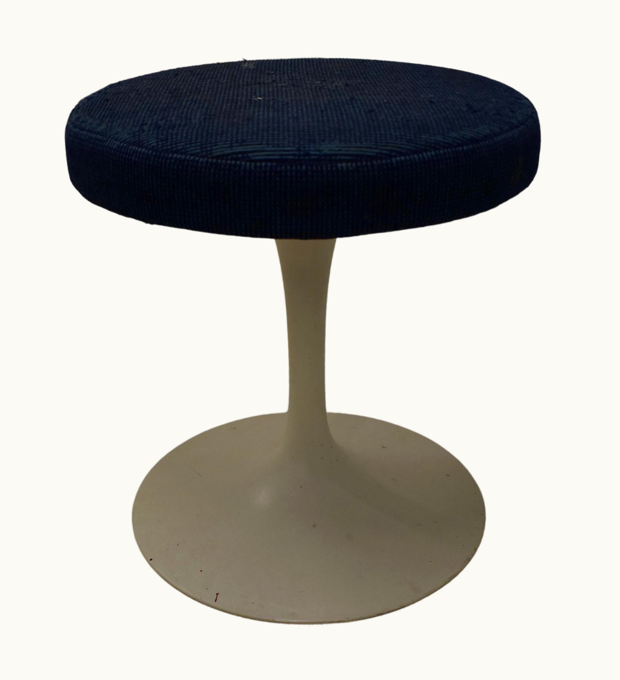 Eero Saarinen Eero Saarinen Pedestal Group Tulip'tm' Stool Designed By Eero Saarinen For Knoll Associates