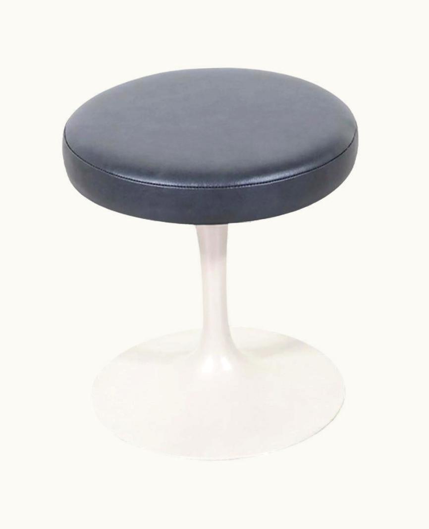 Eero Saarinen Eero Saarinen Swiveling Tulip Stool With Grey Leather For Knoll