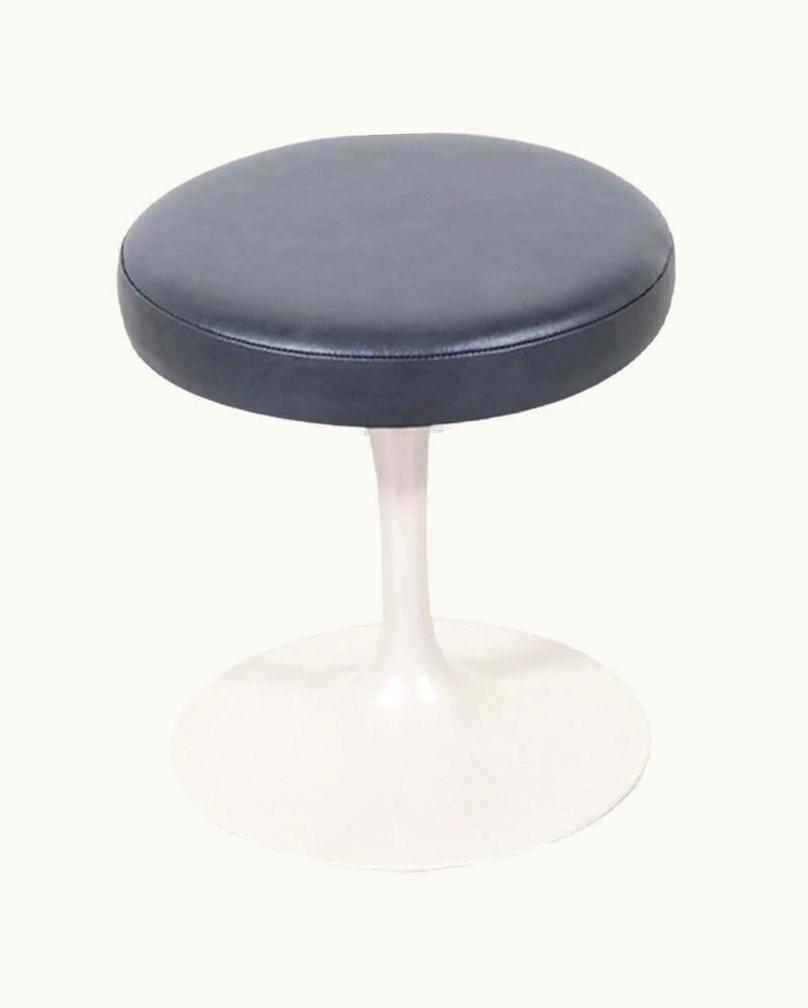 Eero Saarinen Eero Saarinen Tulip Stool With Grey Leather For Knoll