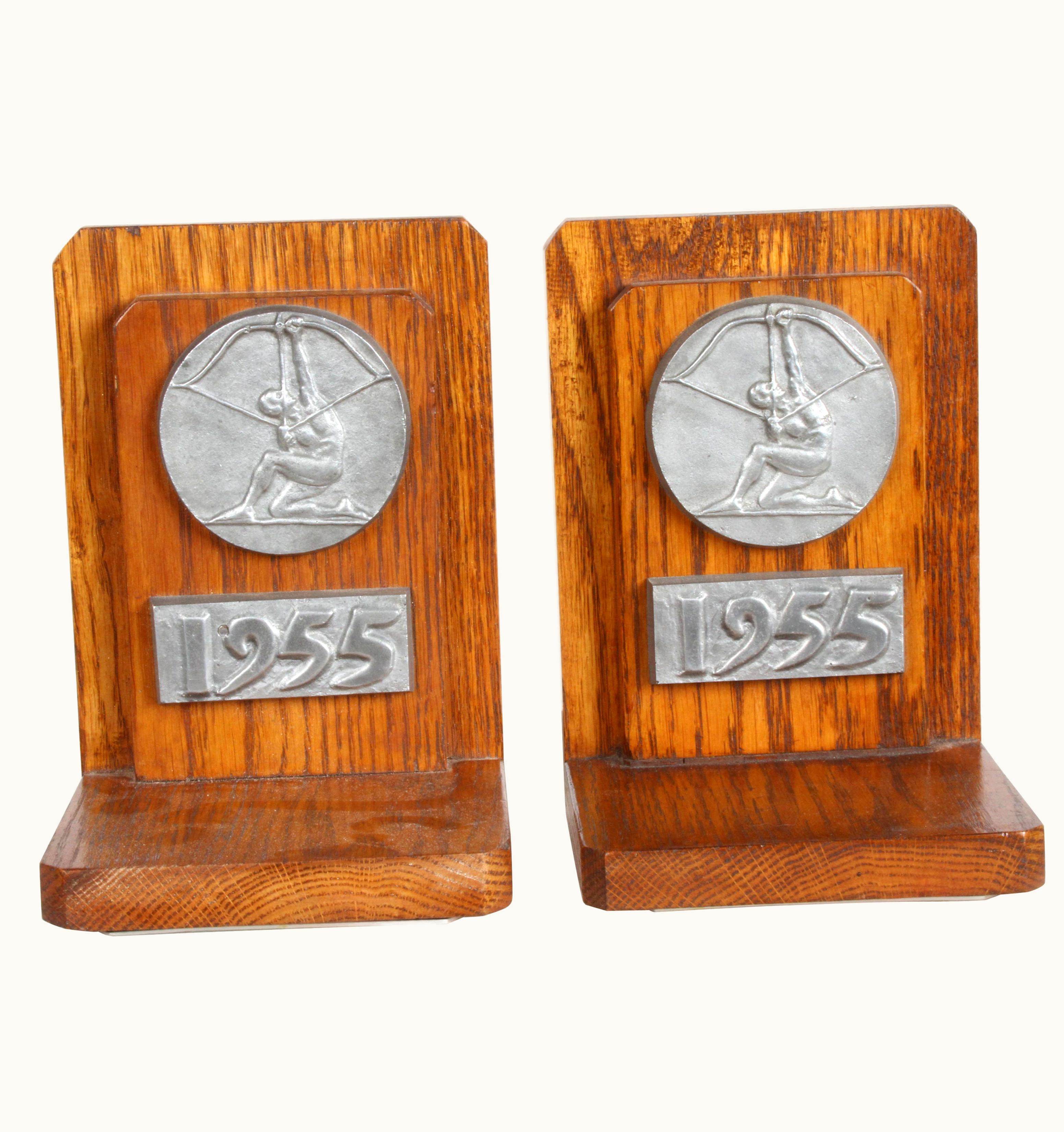 Eero Saarinen Eero Saarinen Rare 1955 Cranbrook School Aim High Logo Design By Eero Saarinen Oak Bookends