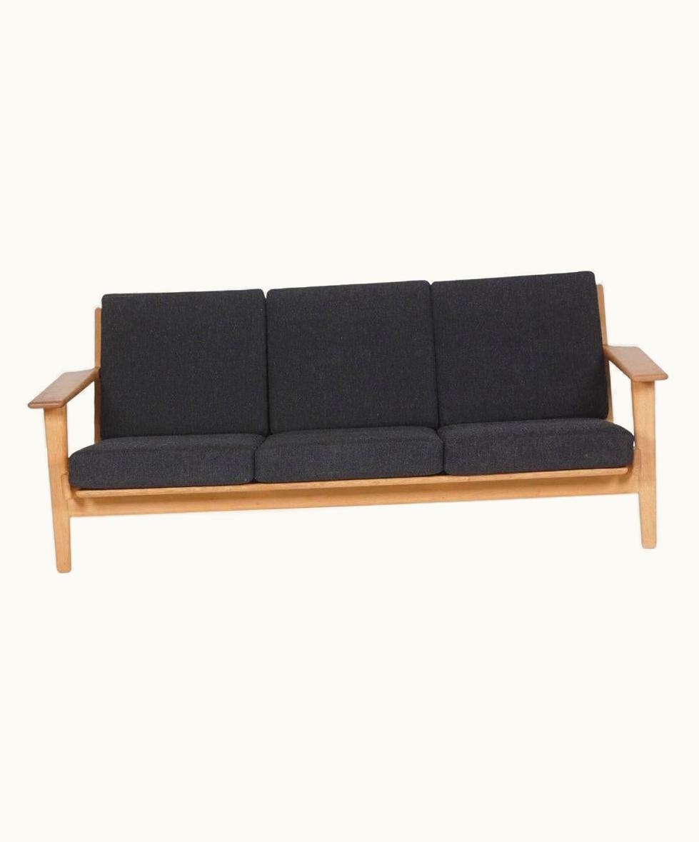 Hans J. Wegner Hans J. Wegner Hans J Wegner Ge-290 3 Pers Sofa With Dark Grey Fabric