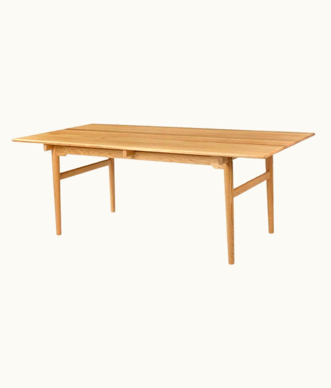 Hans J. Wegner Hans J. Wegner 'CH327' Dining Table In Oak And Oil For Carl Hansen & Son