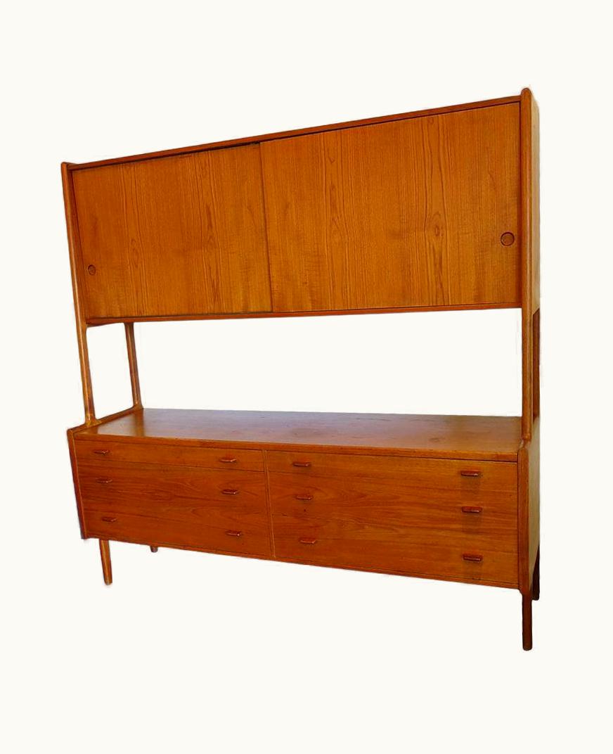 Hans J. Wegner Hans J. Wegner Double Sideboard, Model RY20