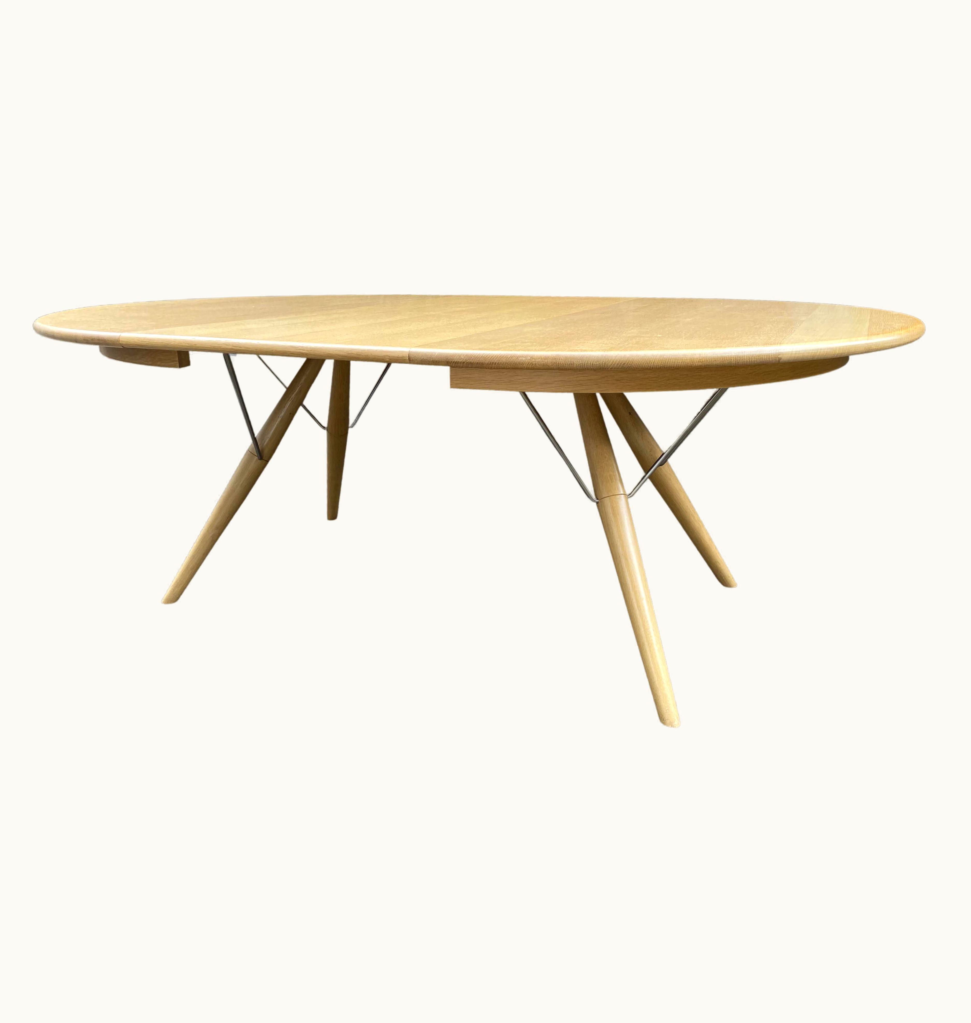 Hans J. Wegner Hans J. Wegner P.P.75 Extendable Dining Table In Solid Oak By Hans J. Wegner