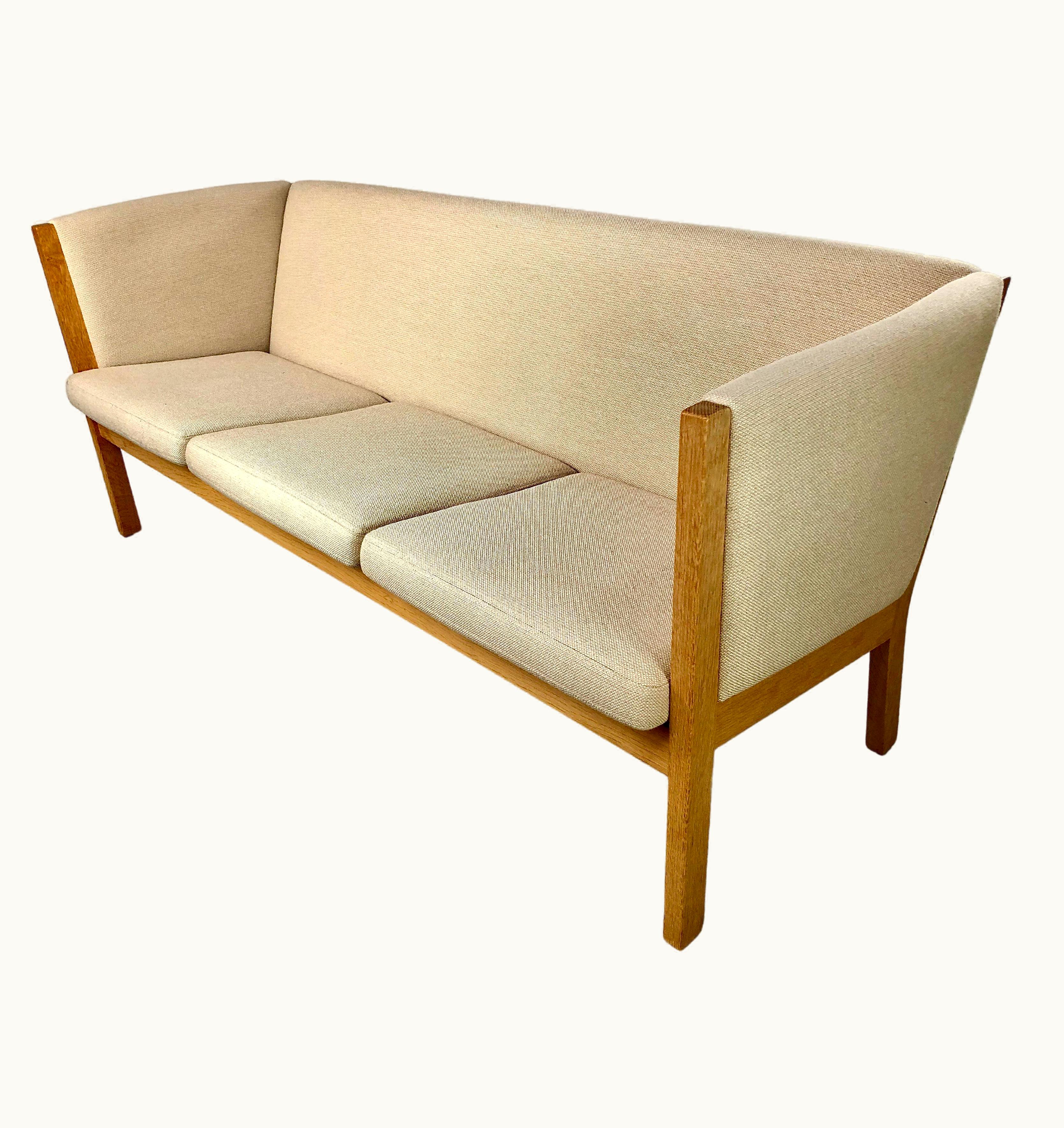 Hans J. Wegner Hans J. Wegner Danish Hans J. Wegner Three-Seat Jubilee Sofa In Oak And Fabric By GETAMA