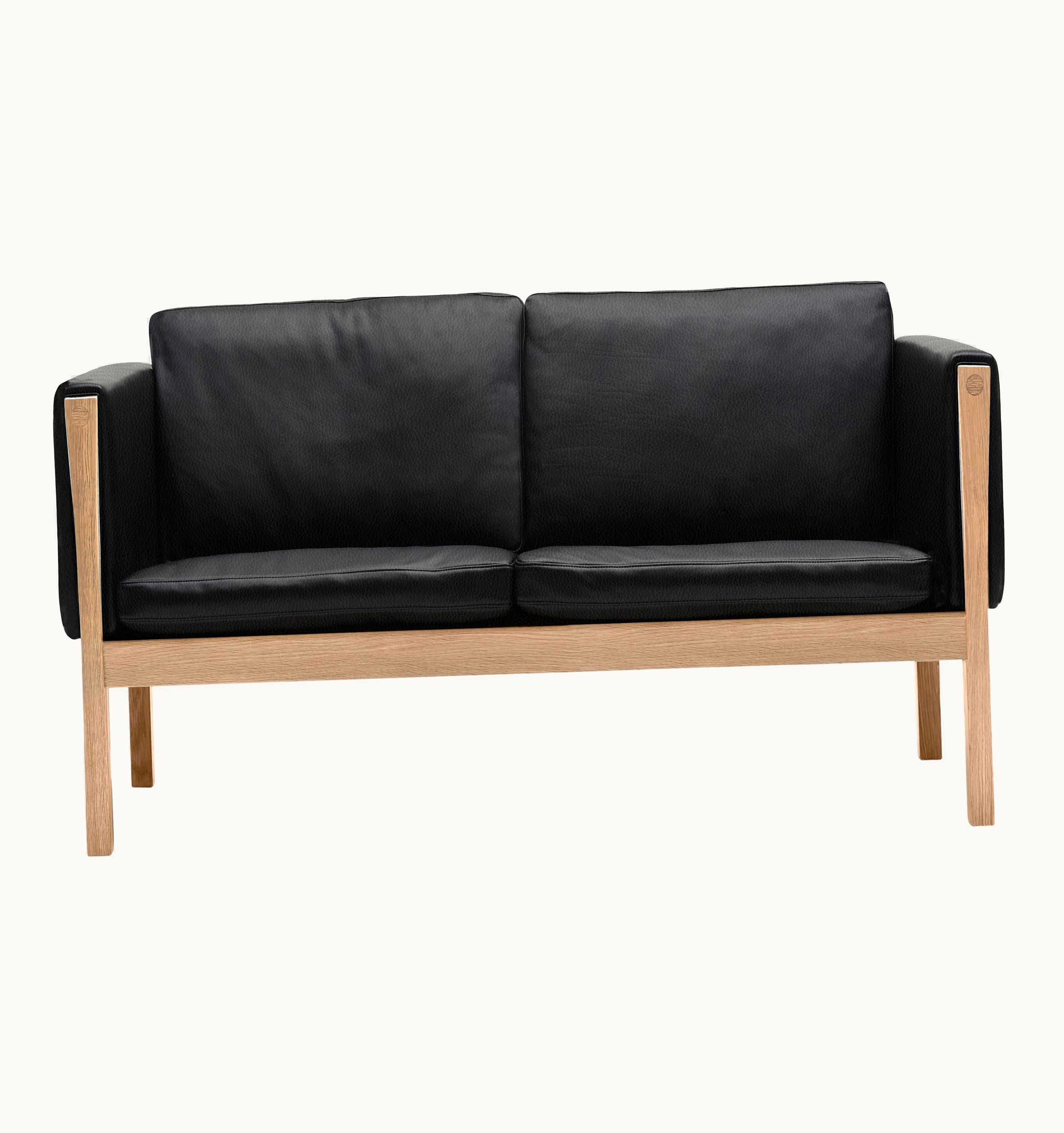 Hans J. Wegner Hans J. Wegner CH162 Sofa In Oiled Oak Frame With Leather Upholstery By Hans J. Wegner