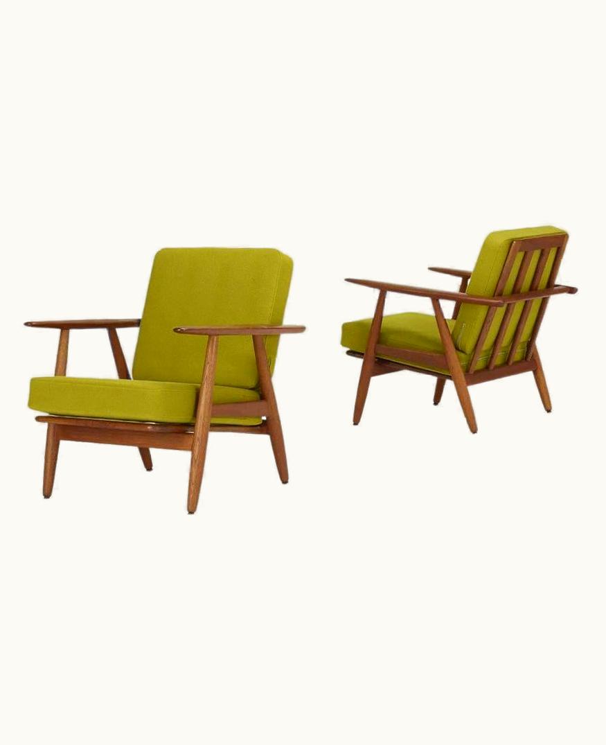 Hans J. Wegner Hans J. Wegner Pair Hans J. Wegner Lounge Chairs Model GE240