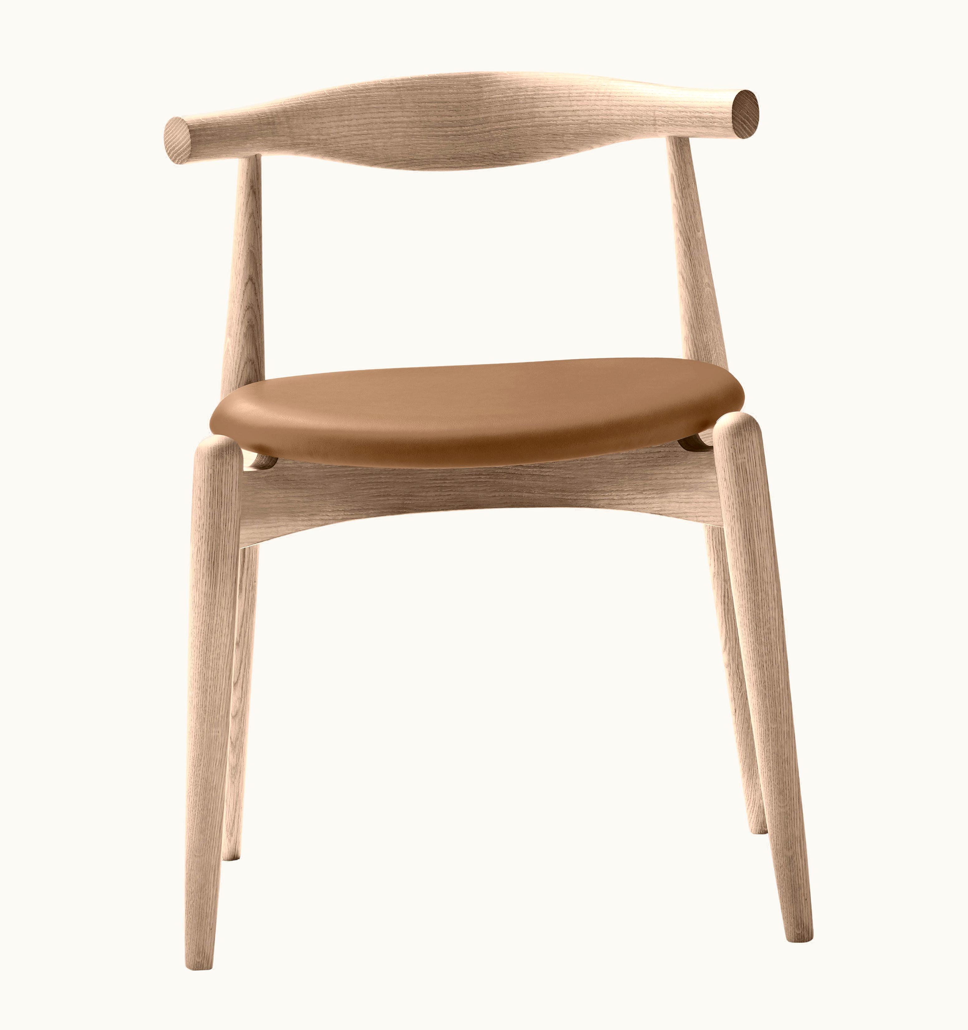 Hans J. Wegner Hans J. Wegner CH20 Elbow Chair In Oak Soap With Thor 325 Leather Seat By Hans J. Wegner