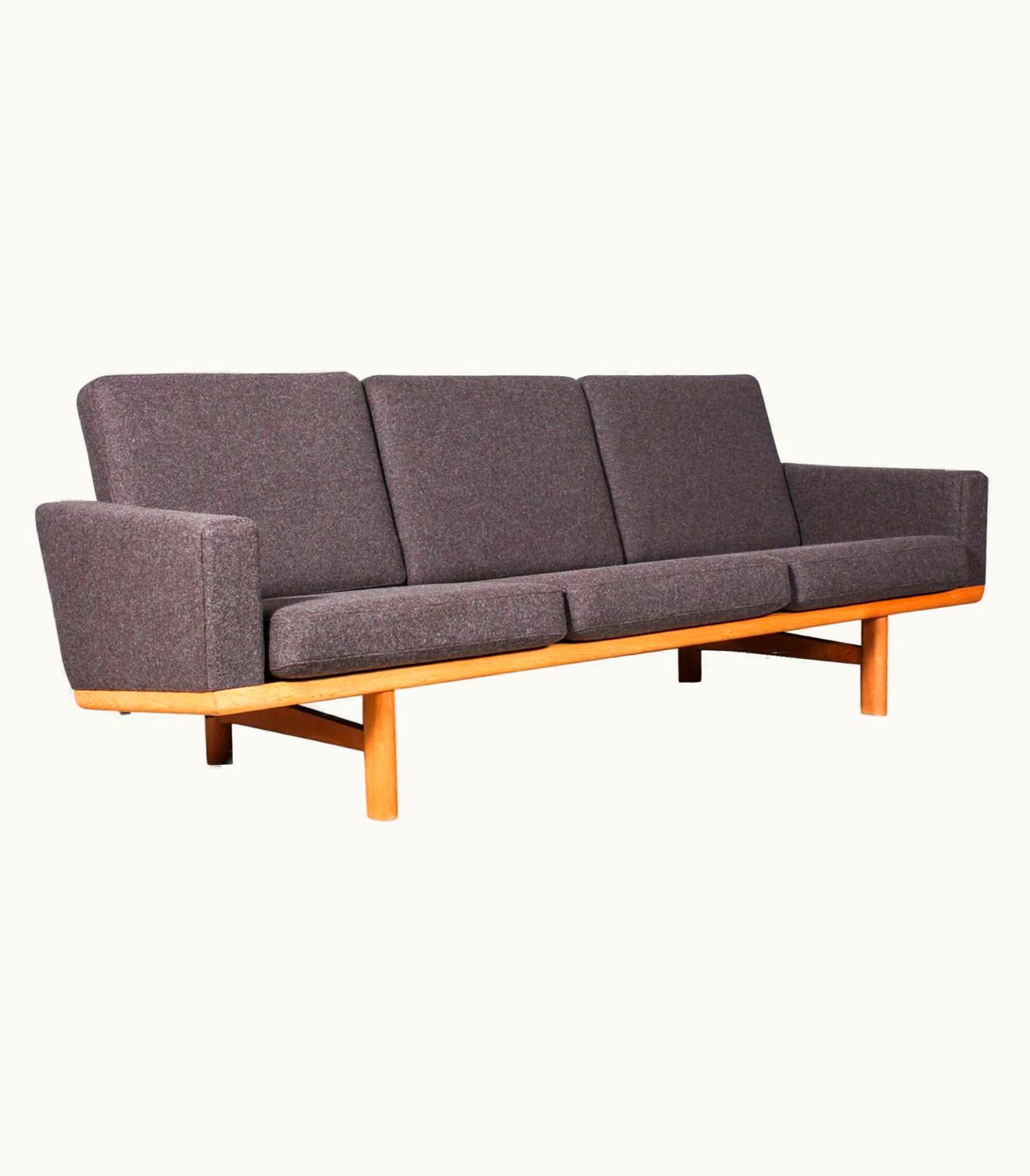 Hans J. Wegner Hans J. Wegner Three-Seat Sofa UZ0191493