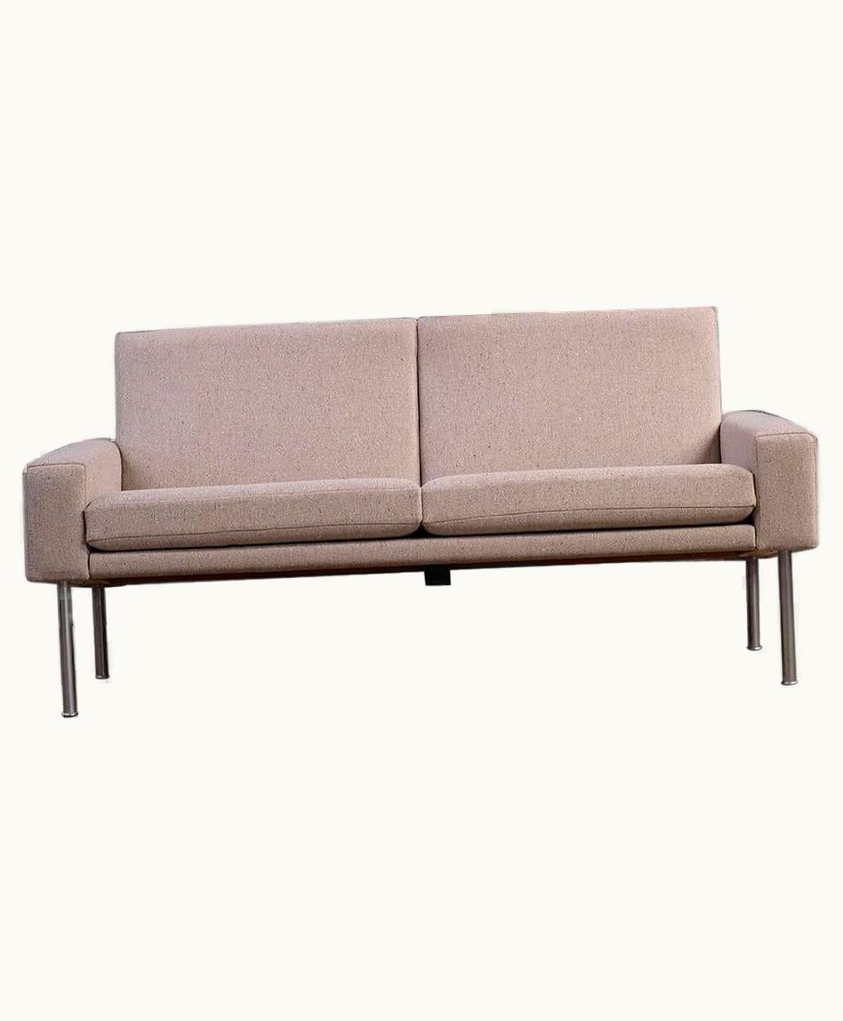 Hans J. Wegner Hans J. Wegner AP34 Sofa