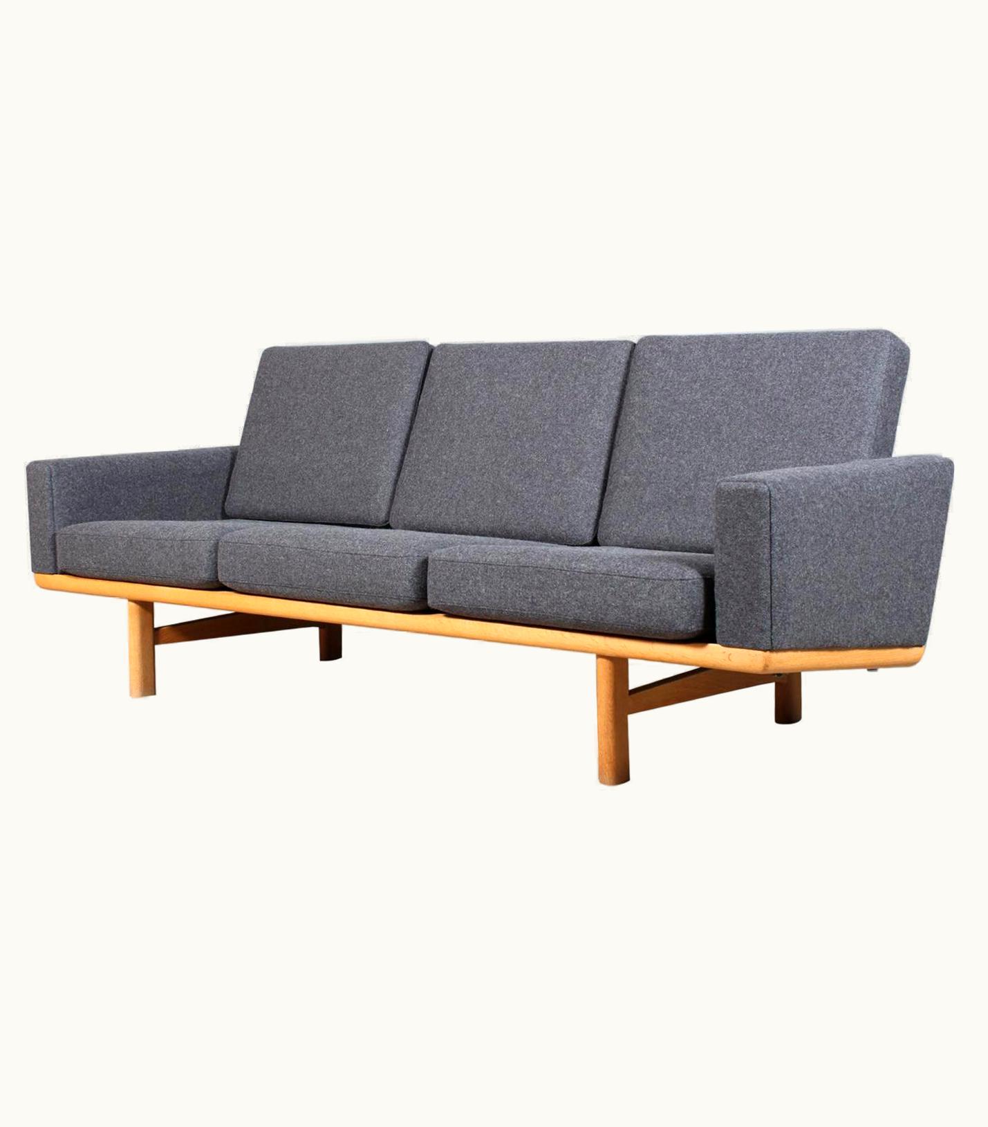 Hans J. Wegner Hans J. Wegner Three-Seat Sofa UZ0191529
