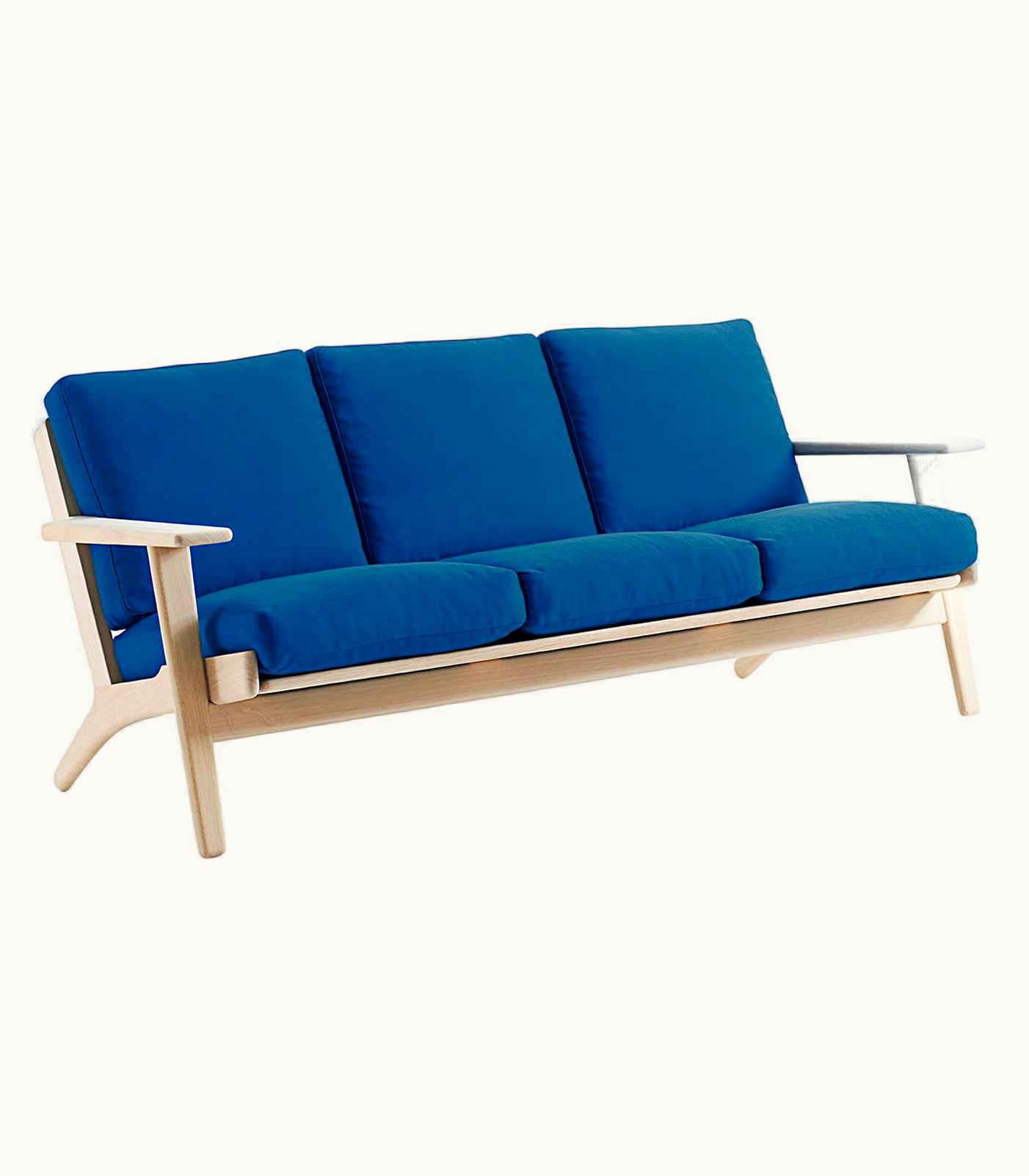 Hans J. Wegner Hans J. Wegner GE-290/3 Sofa - Lacquered Beech
