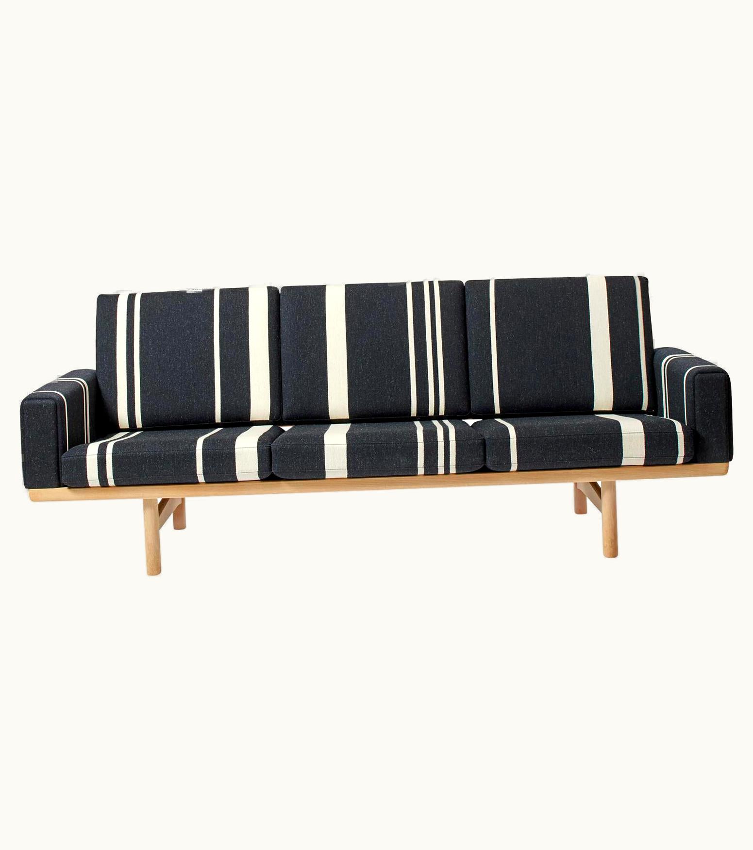Hans J. Wegner Hans J. Wegner GE 236 3-Seat Sofa
