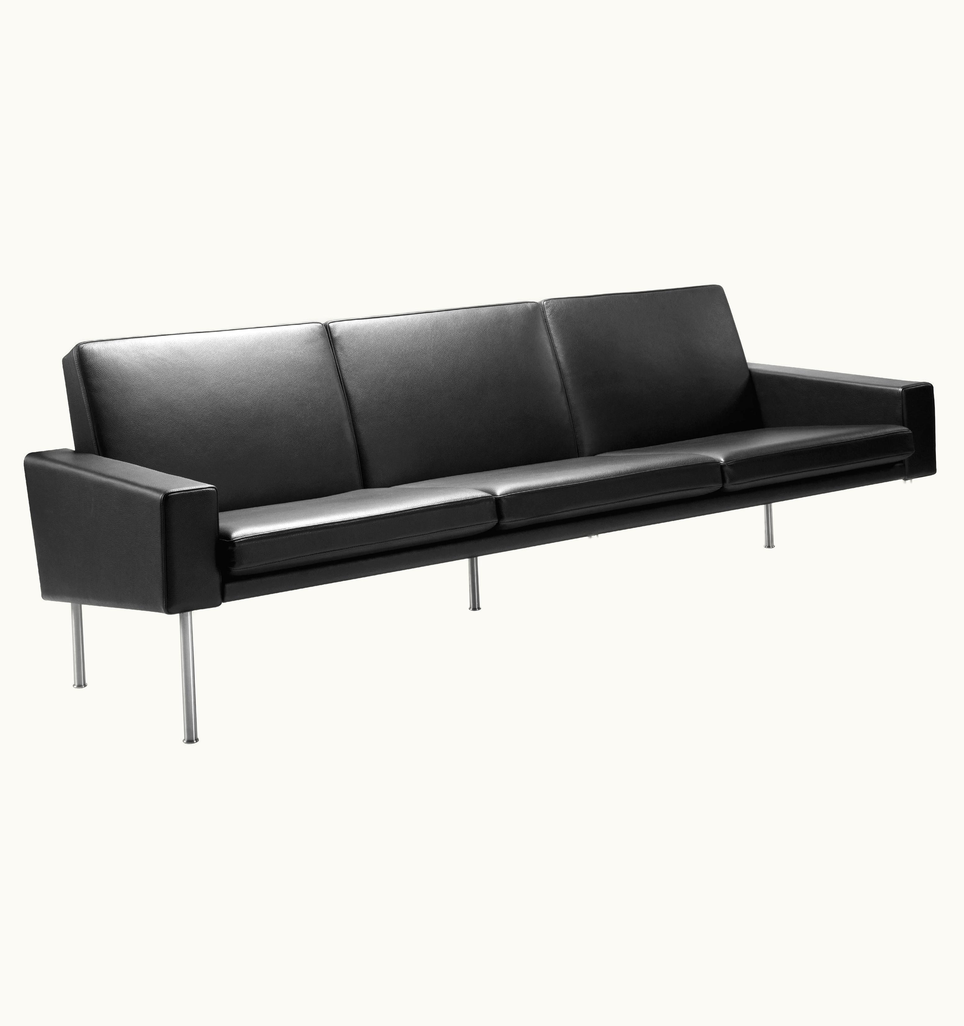 Hans J. Wegner Hans J. Wegner GE-34 Sofa, Oak