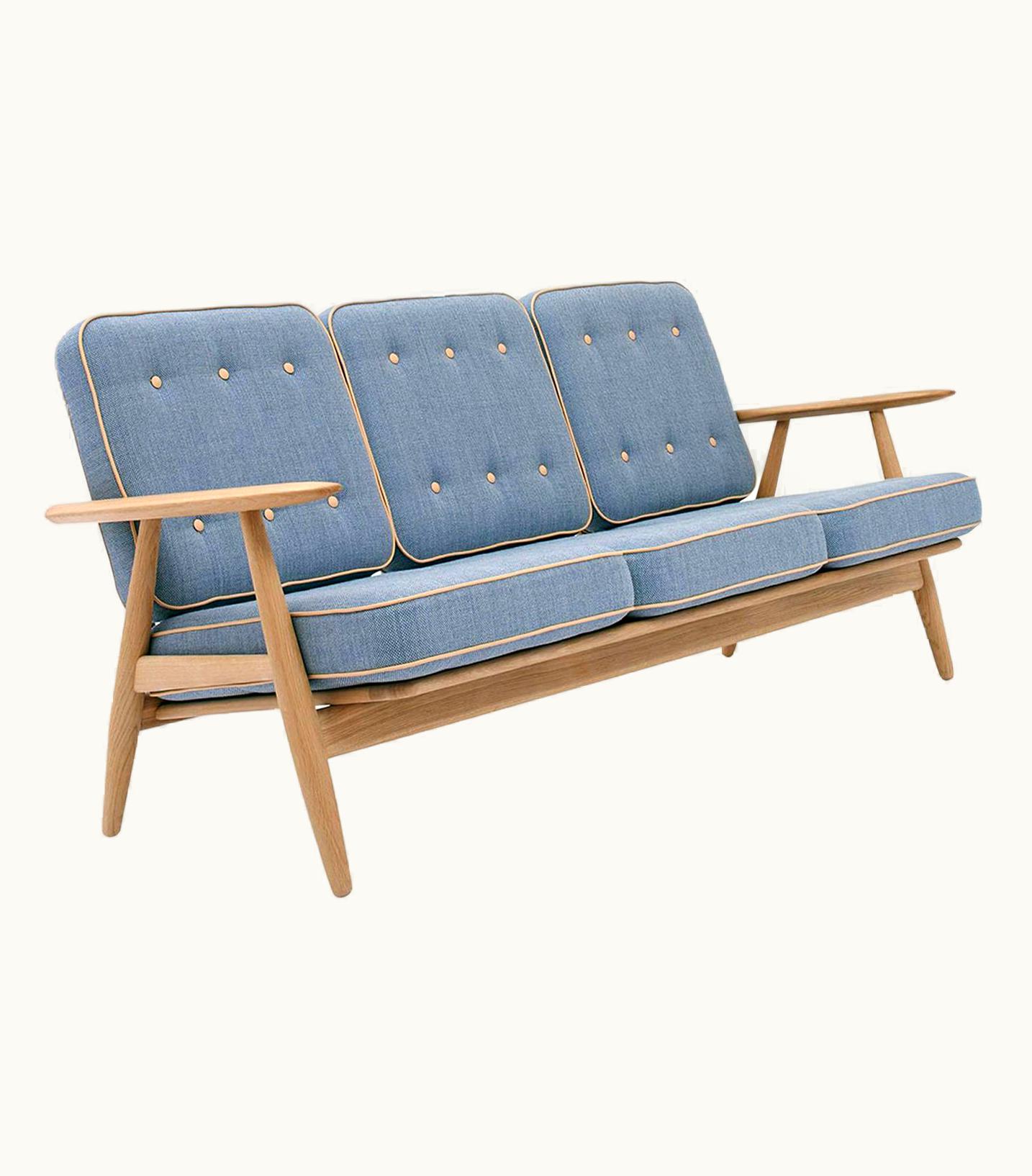 Hans J. Wegner Hans J. Wegner GE-240/3 Sofa, Lacquered Oak