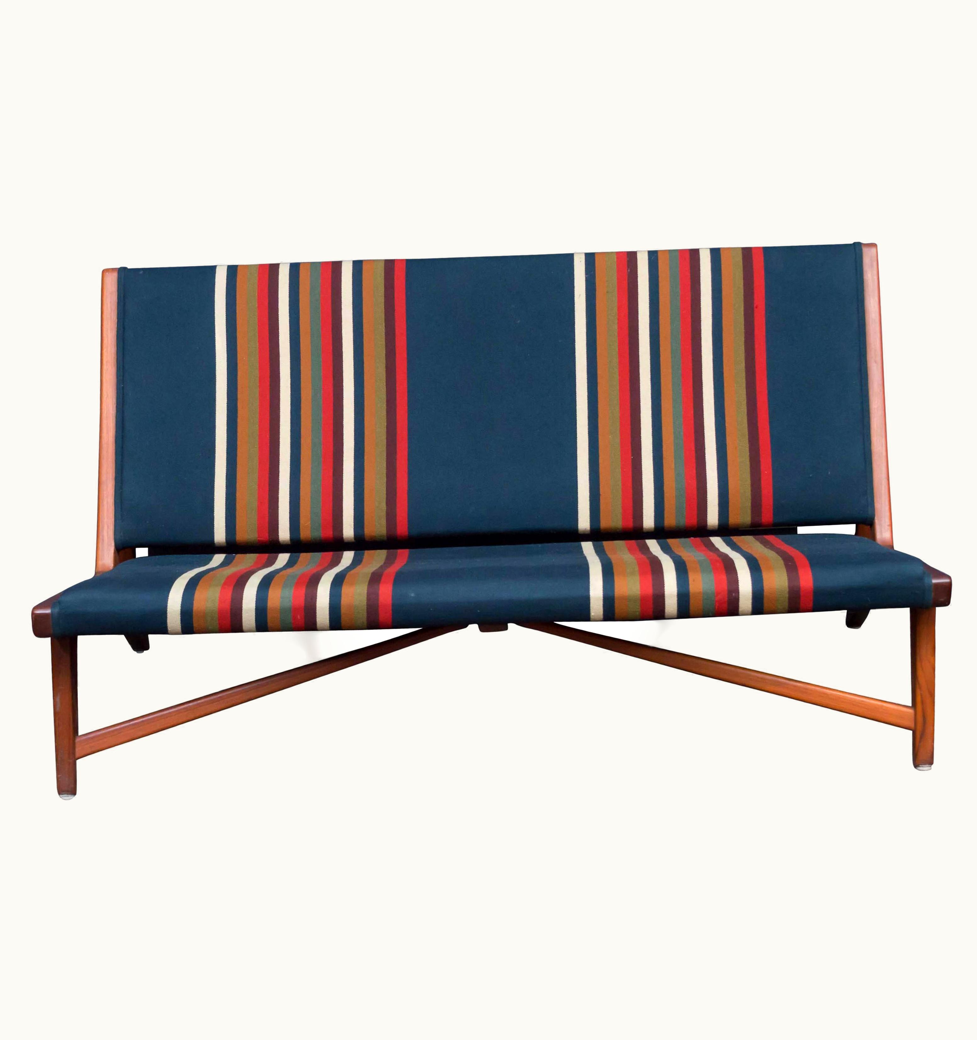Hans J. Wegner Hans J. Wegner Settee Model JH 555