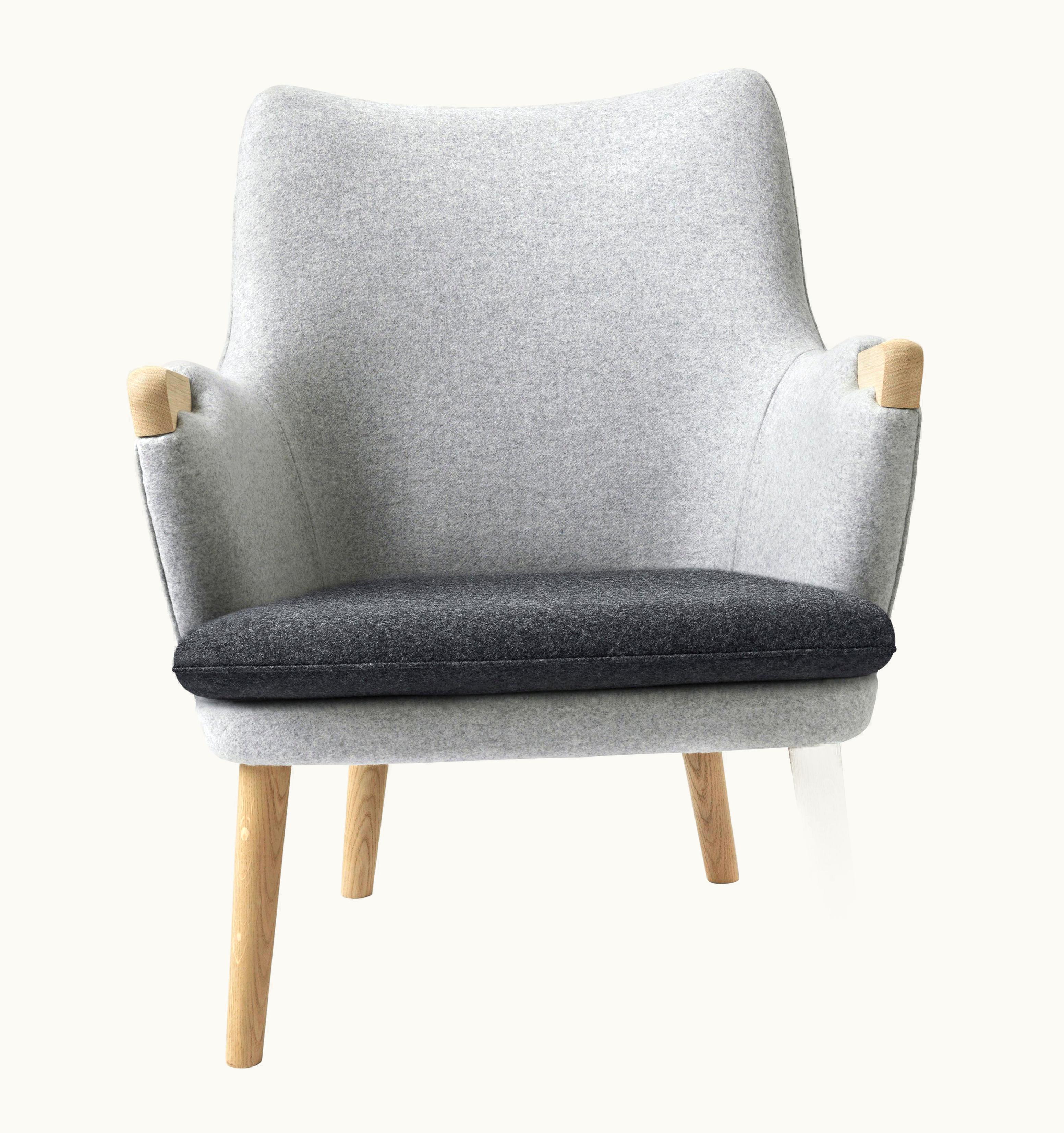 Hans J. Wegner Hans J. Wegner CH71 Lounge Chair In Oak Soap With Fabric Upholstery By Hans J. Wegner