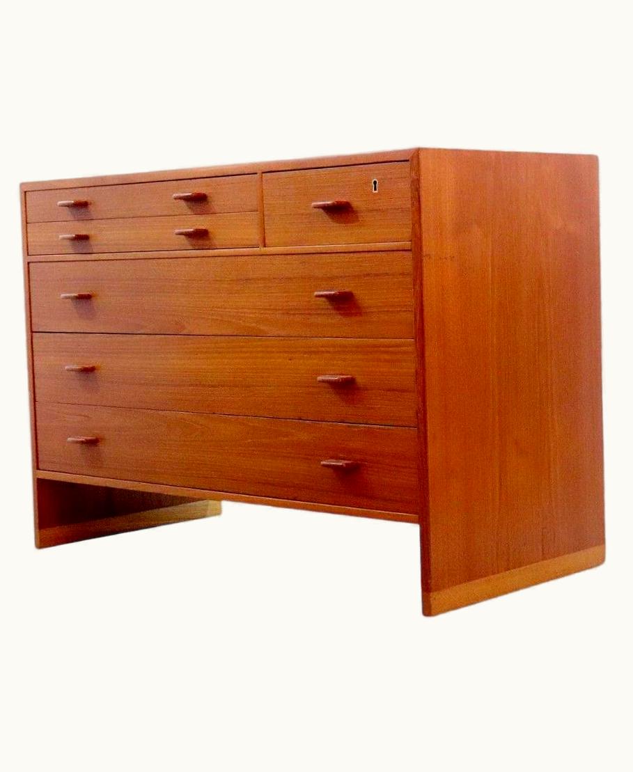 Hans J. Wegner Hans J. Wegner Teakwood Chest Of Drawers Ry Møbler, Hans Wegner, 1955