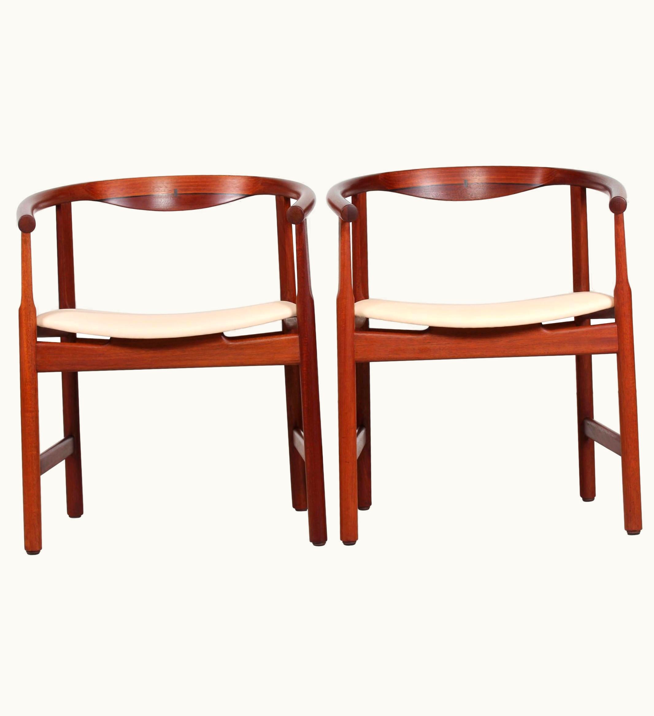 Hans J. Wegner Hans J. Wegner Pair Of Armchairs Model PP 203 Of Solid Mahogany By PP Møbler