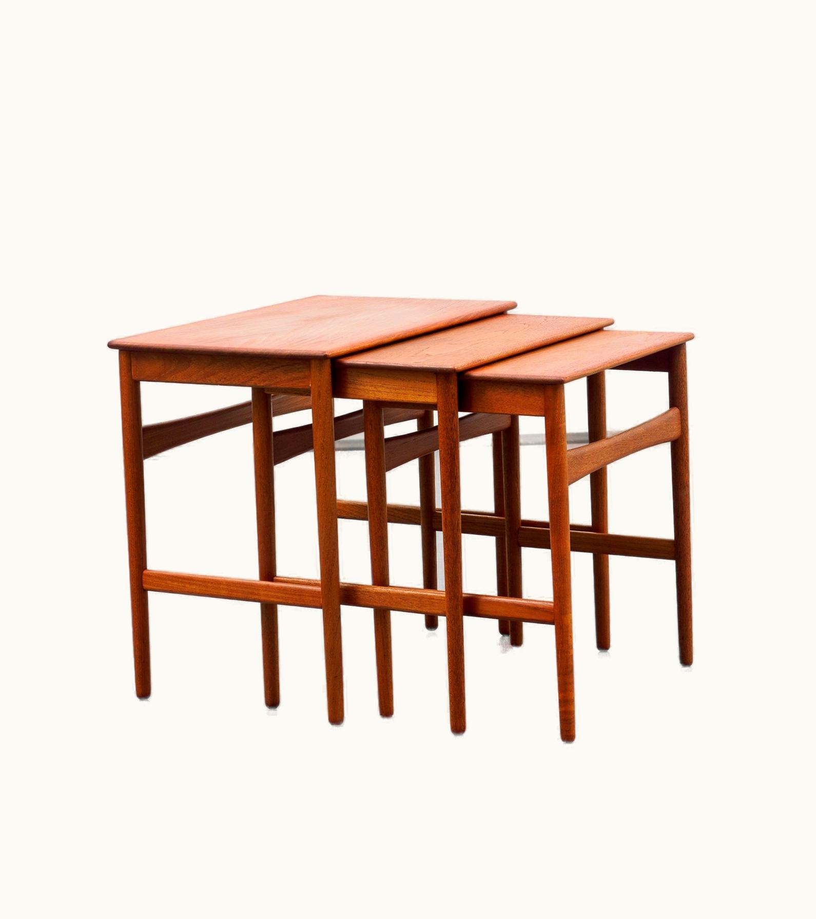 Hans J. Wegner Hans J. Wegner Teak Nesting Tables Model AT-40 Andreas Tuck