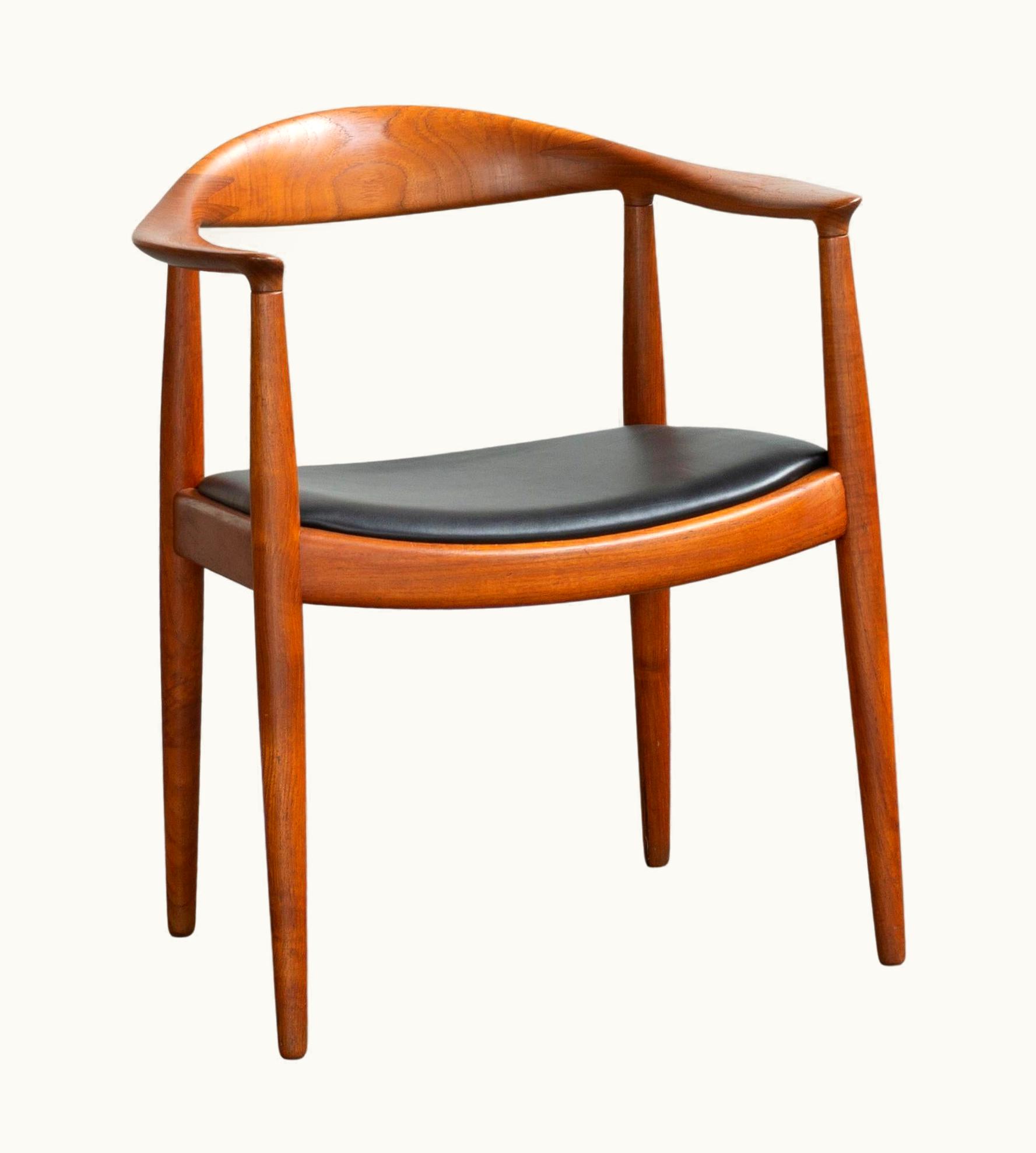 Hans J. Wegner Hans J. Wegner 'The Chair' In Teak For Johannes Hansen UZ0191959