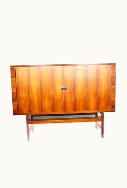 Hans J. Wegner Hans J. Wegner Credenza RY-45 President Ry Møbler Highboard Rosewood Danish