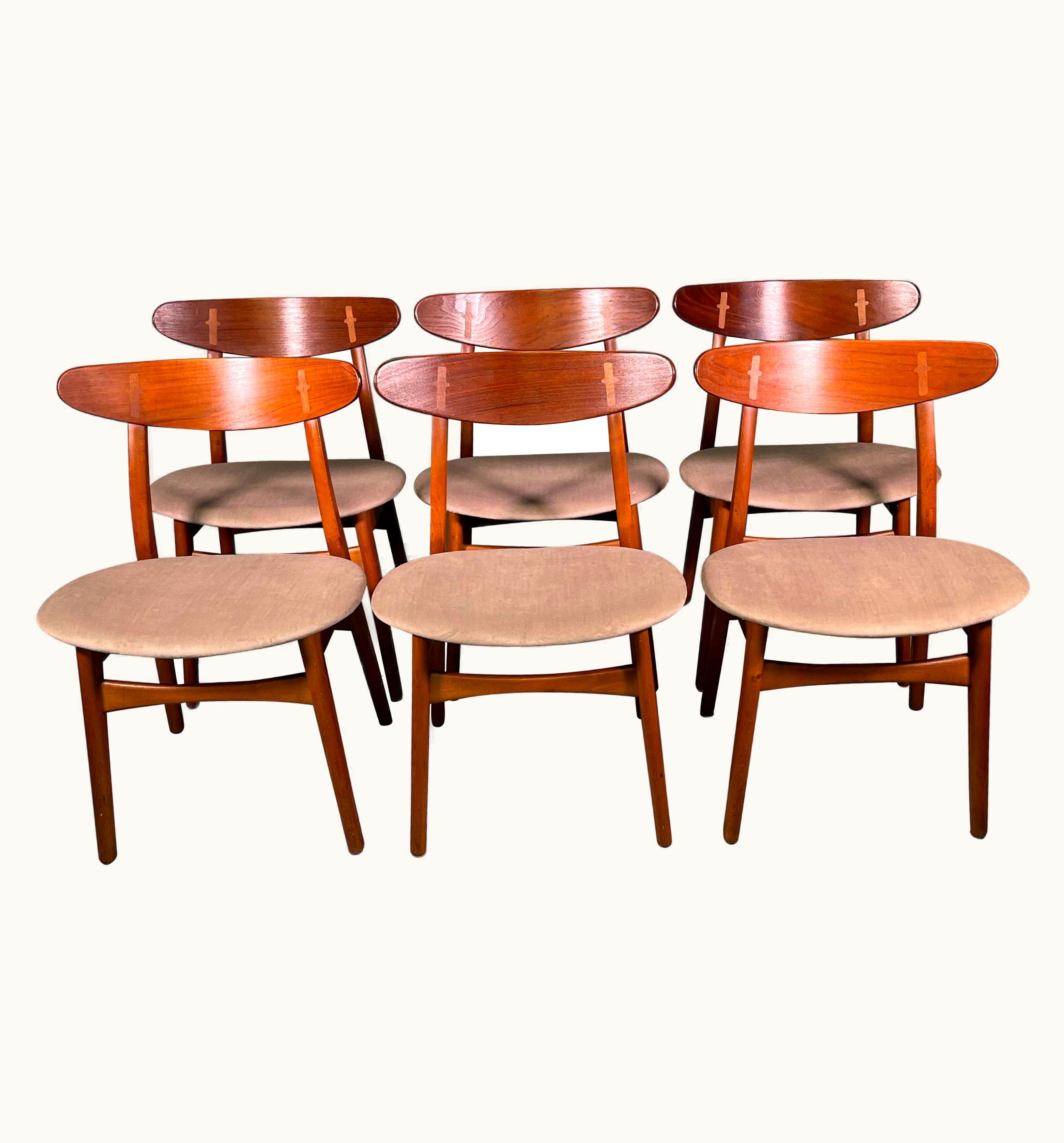 Hans J. Wegner Hans J. Wegner Set Of Six Hans Wegner CH-30 Dining Chairs Produced By Carl Hansen