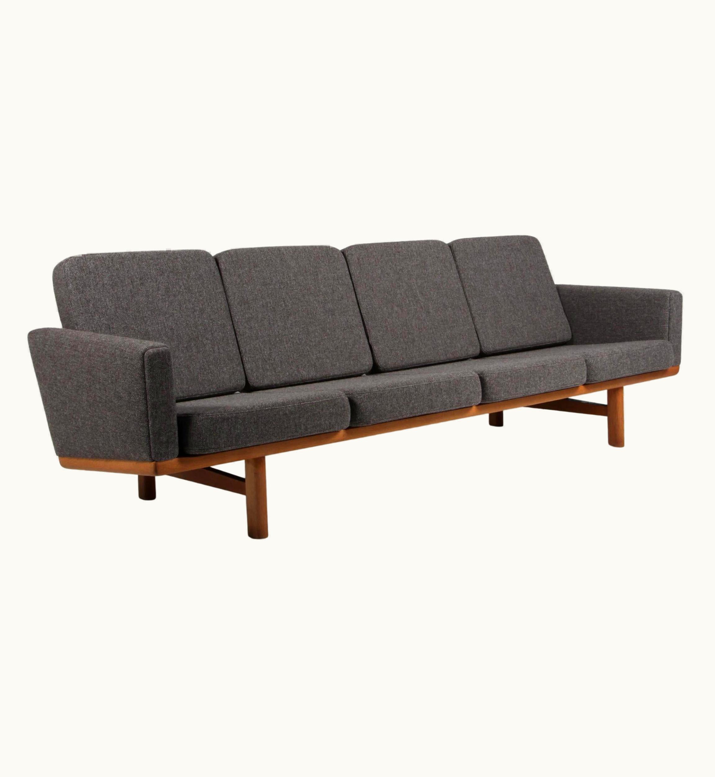Hans J. Wegner Hans J. Wegner Four-Seat Sofa Model 236/4