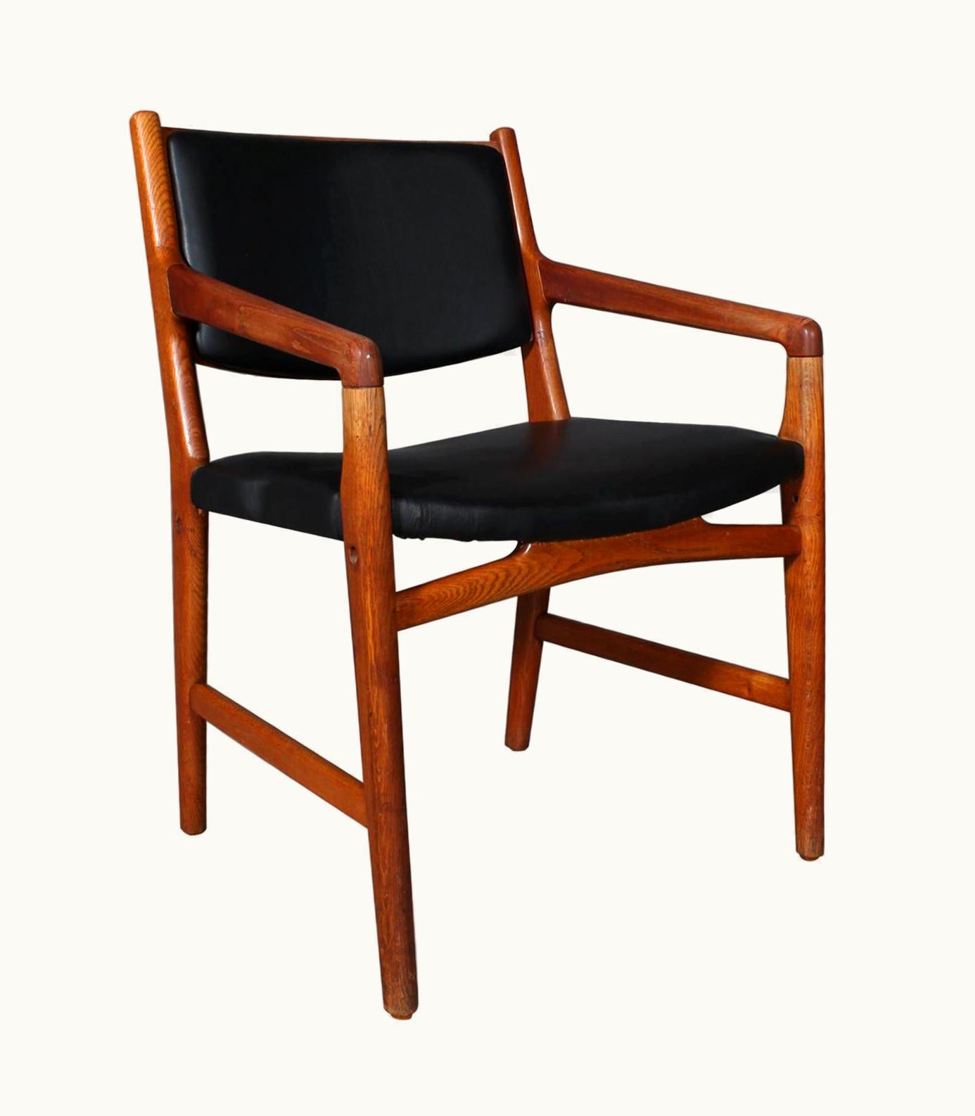 Hans J. Wegner Hans J. Wegner Armchair For Magasin Du Nord