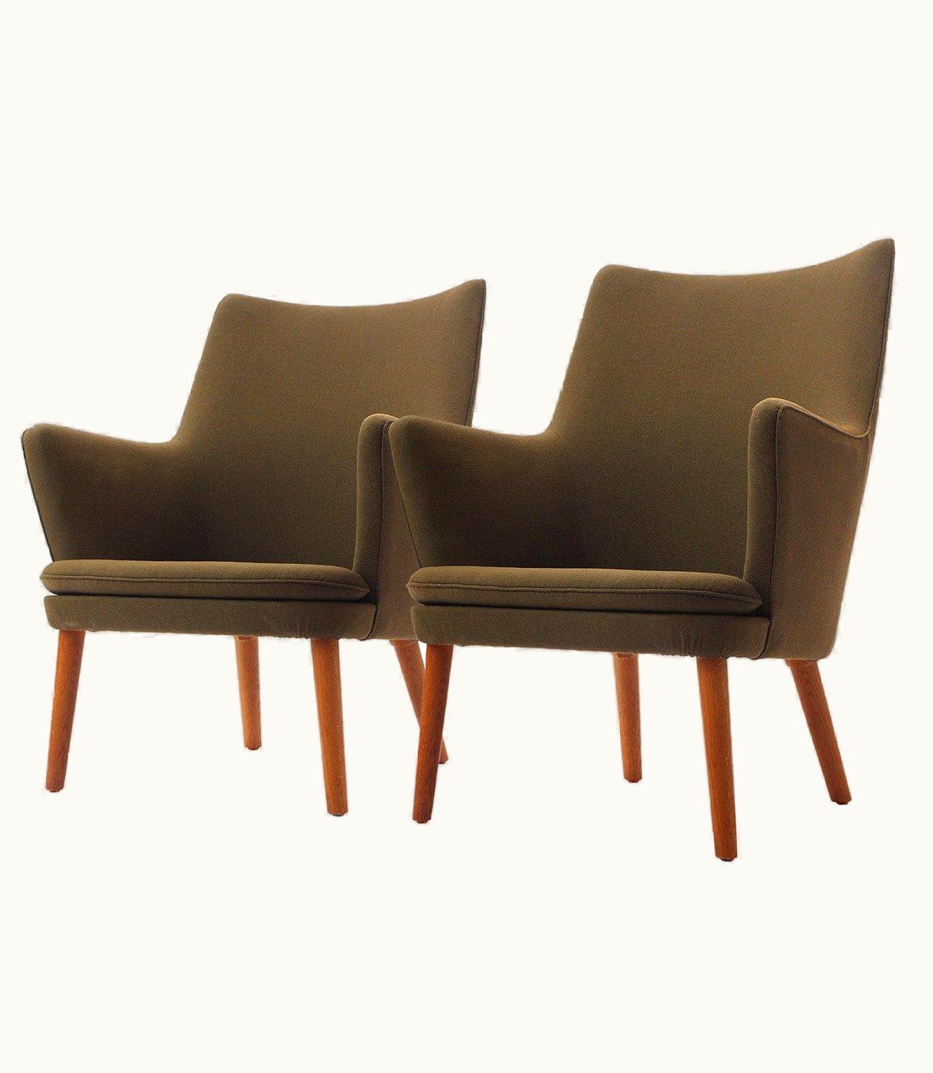 Hans J. Wegner Hans J. Wegner Lounge Chair By Hans J. Wegner UZ0192231