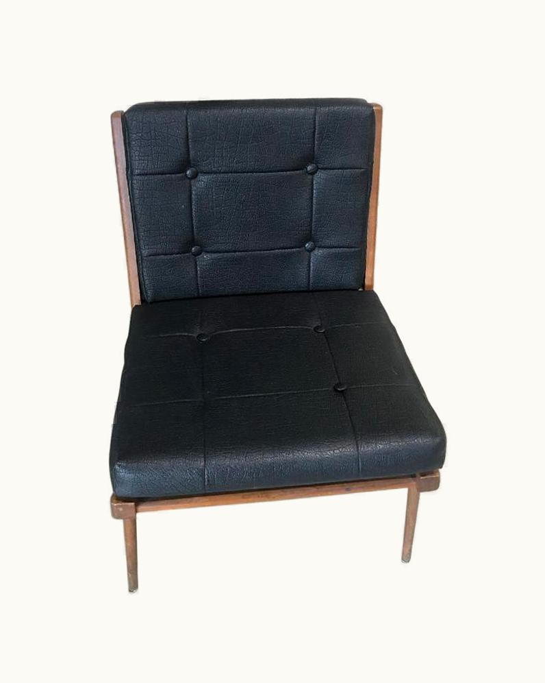 Hans J. Wegner Hans J. Wegner Foldable Fireside Chair By Hans J Wegner