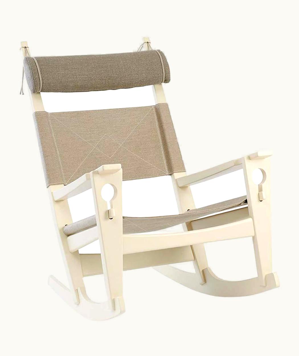 Hans J. Wegner Hans J. Wegner GE-673 Keyhole Rocker In Canvas, Beech