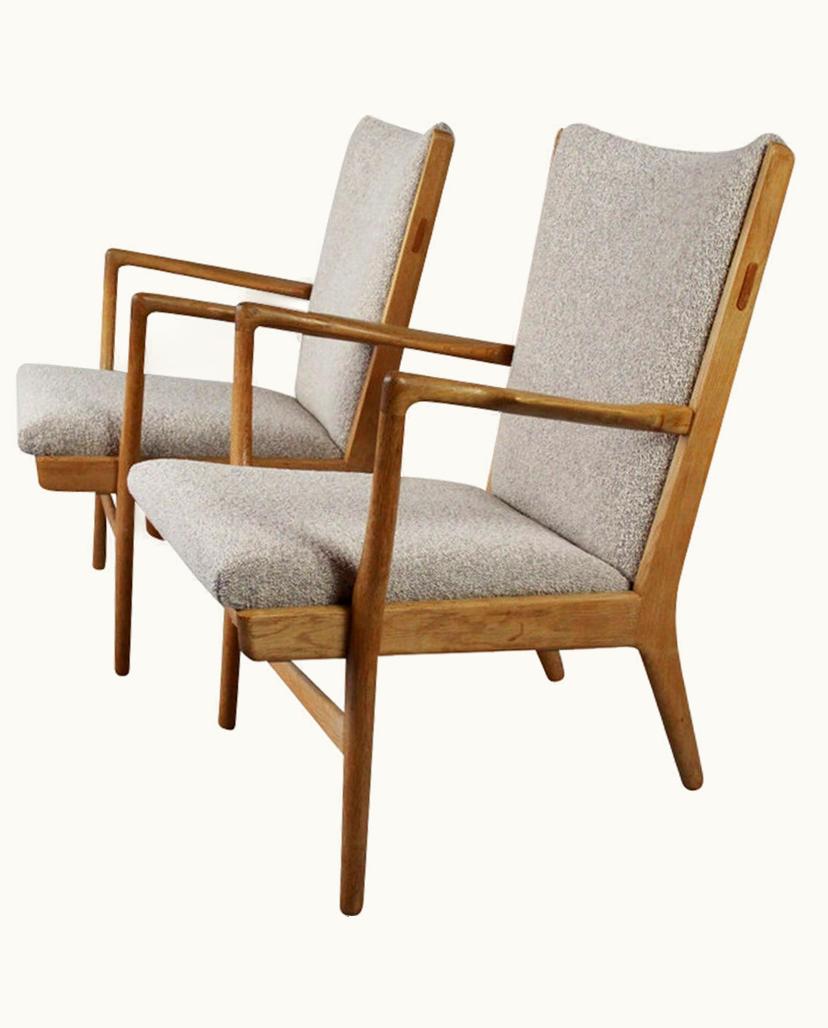 Hans J. Wegner Hans J. Wegner Nice Pair Of Vintage Hans Wegner Armchairs