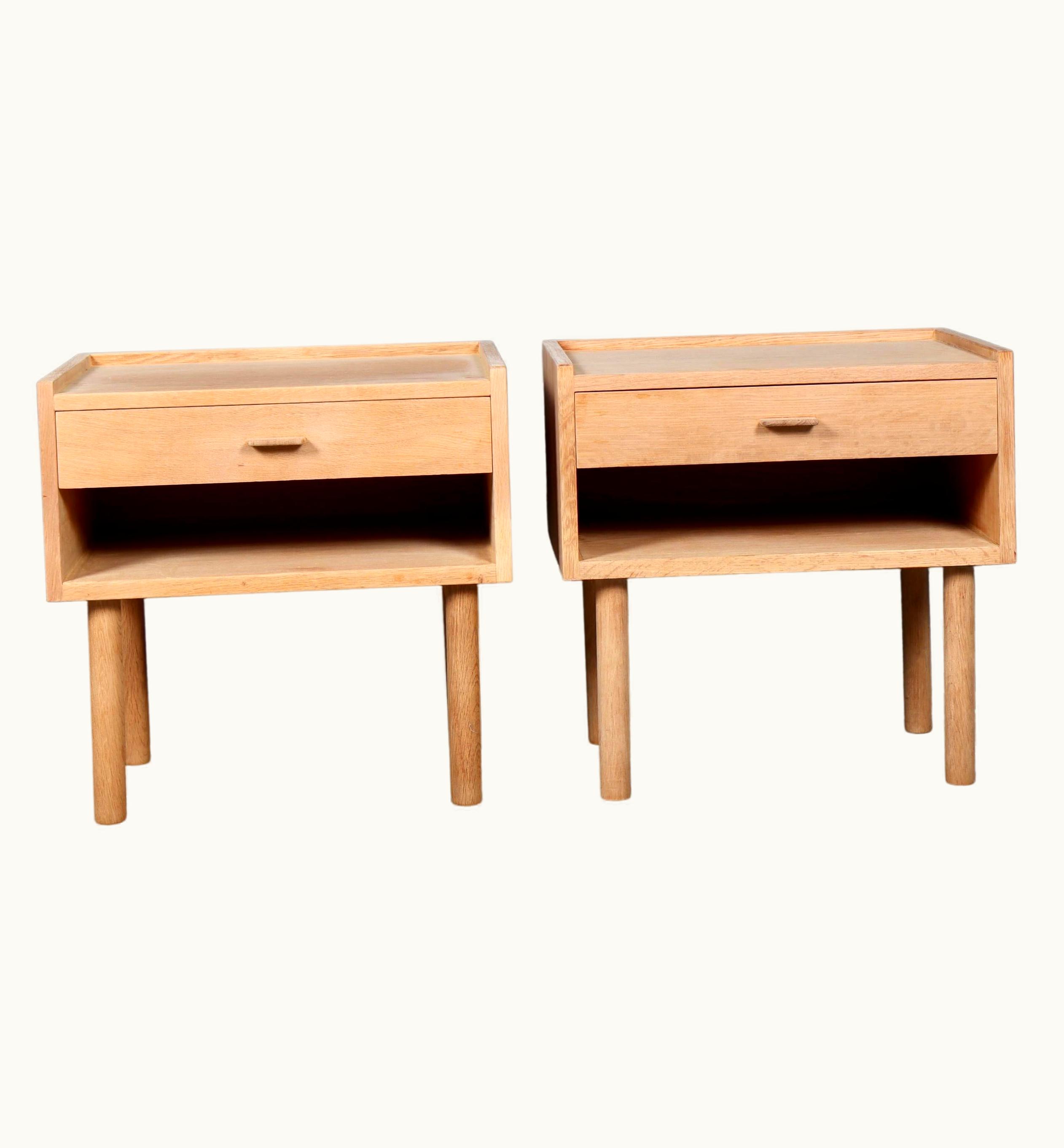 Hans J. Wegner Hans J. Wegner Pair Of Midcentury Nightstands In Oak By Hans Wegner, Danish Design, 1960s