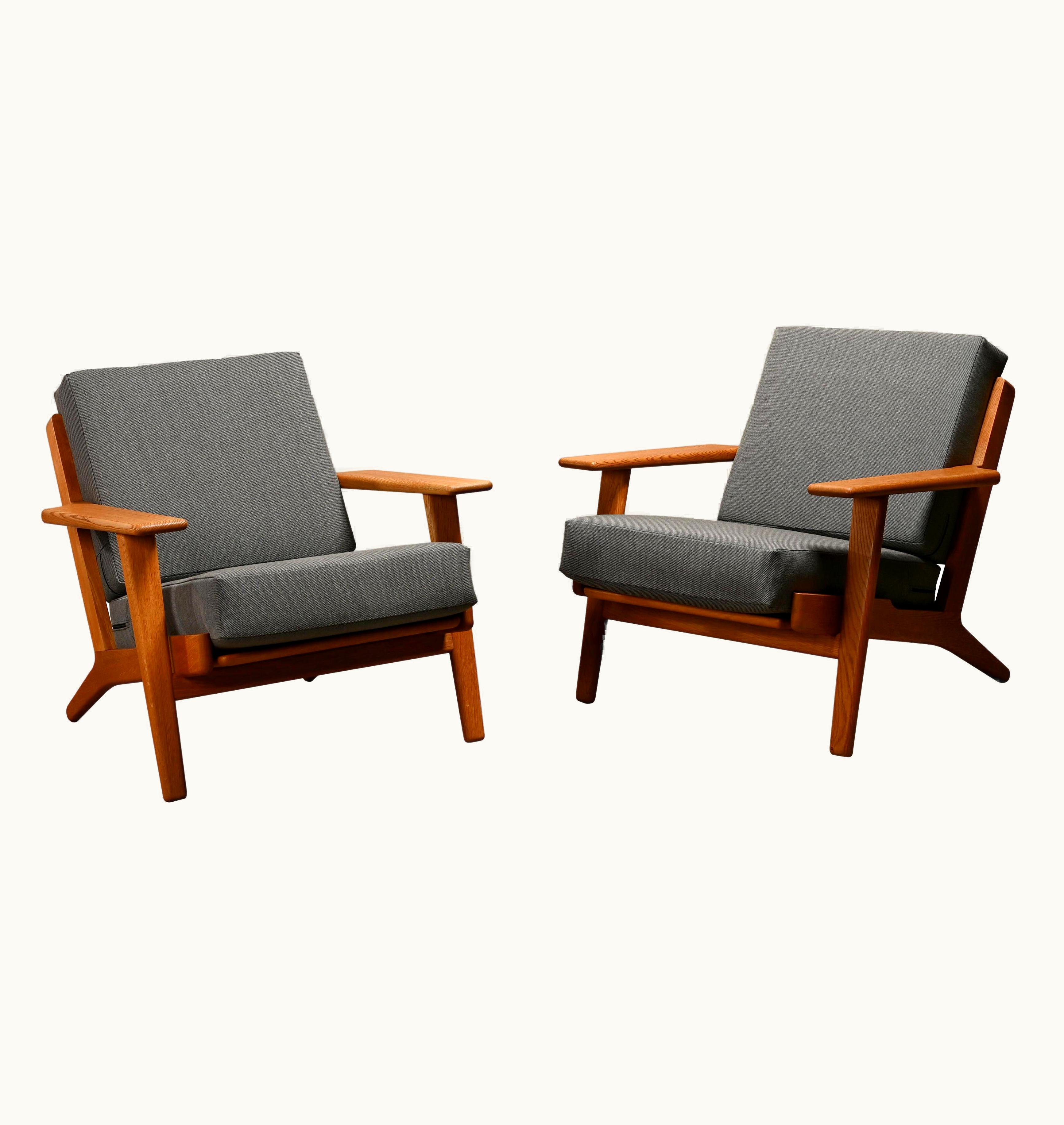 Hans J. Wegner Hans J. Wegner GE290 Pair Easy Chairs In Blue Grey Wool And Oak For GETAMA