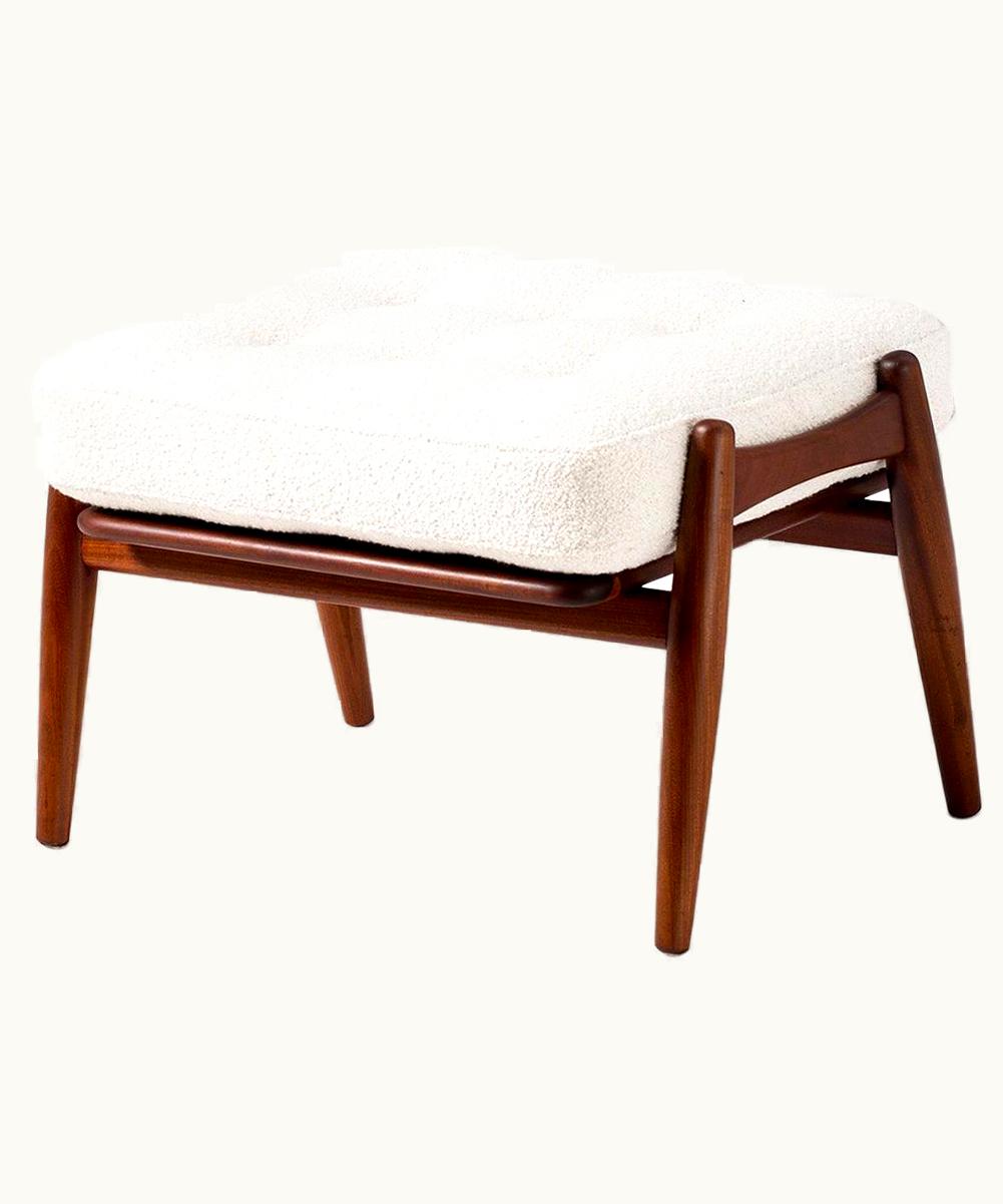 Hans J. Wegner Hans J. Wegner Boucle Ottoman, Afromosia Teak