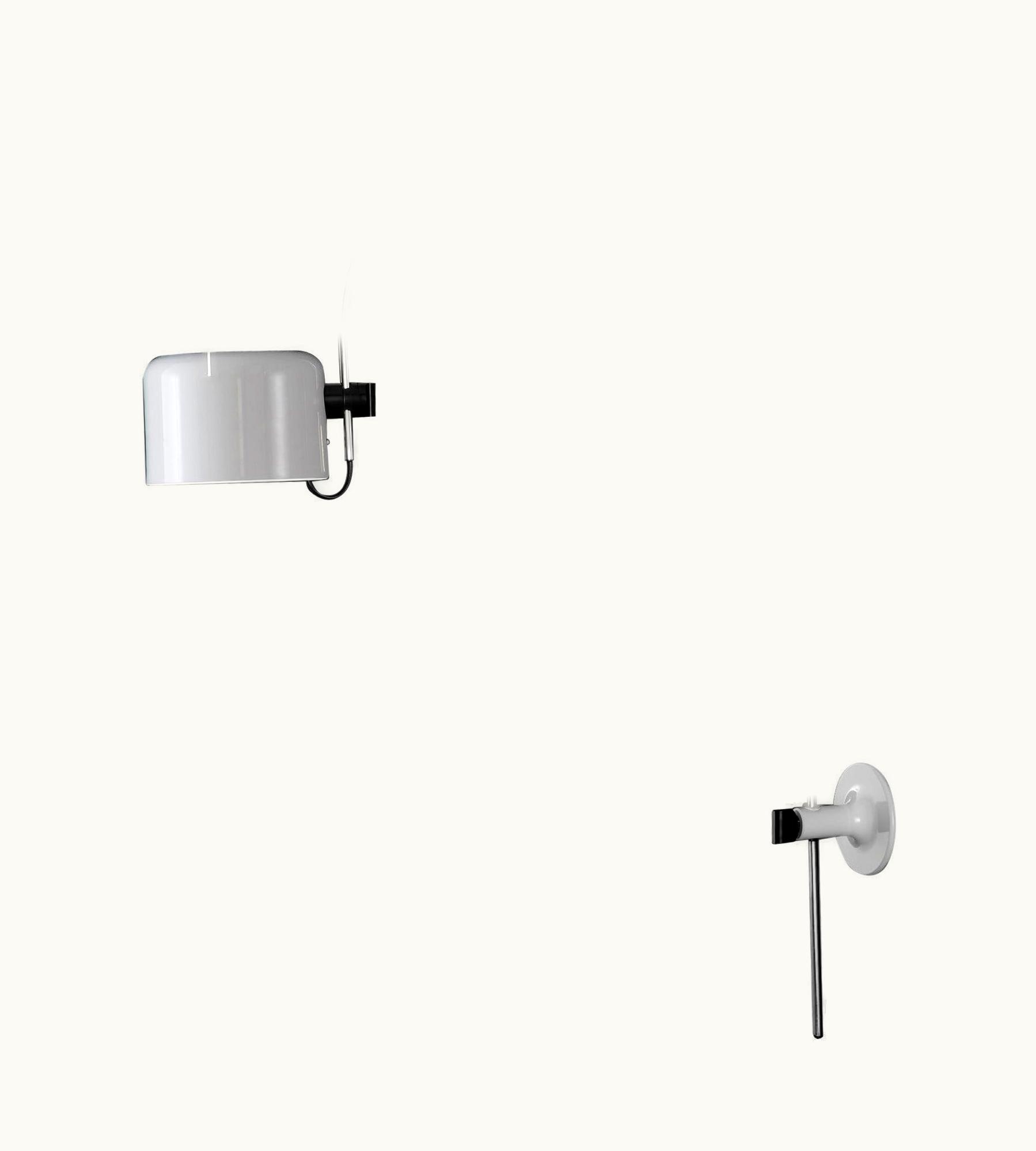 Joe Colombo Joe Colombo Wall Lamp 'Coupé' White By Oluce UZ0192776