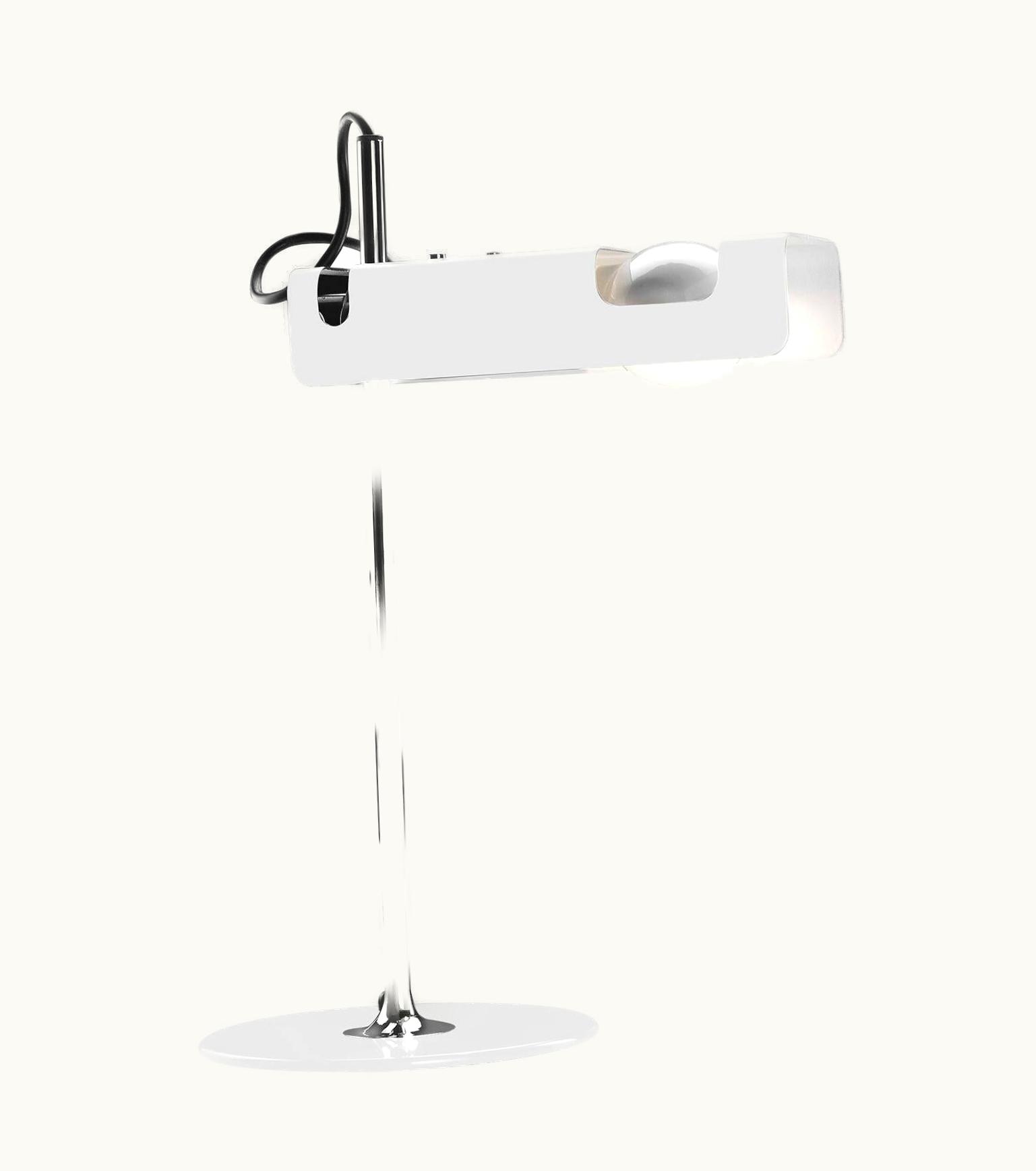 Joe Colombo Joe Colombo Model #291 'Spider' Table Lamp In White For Oluce