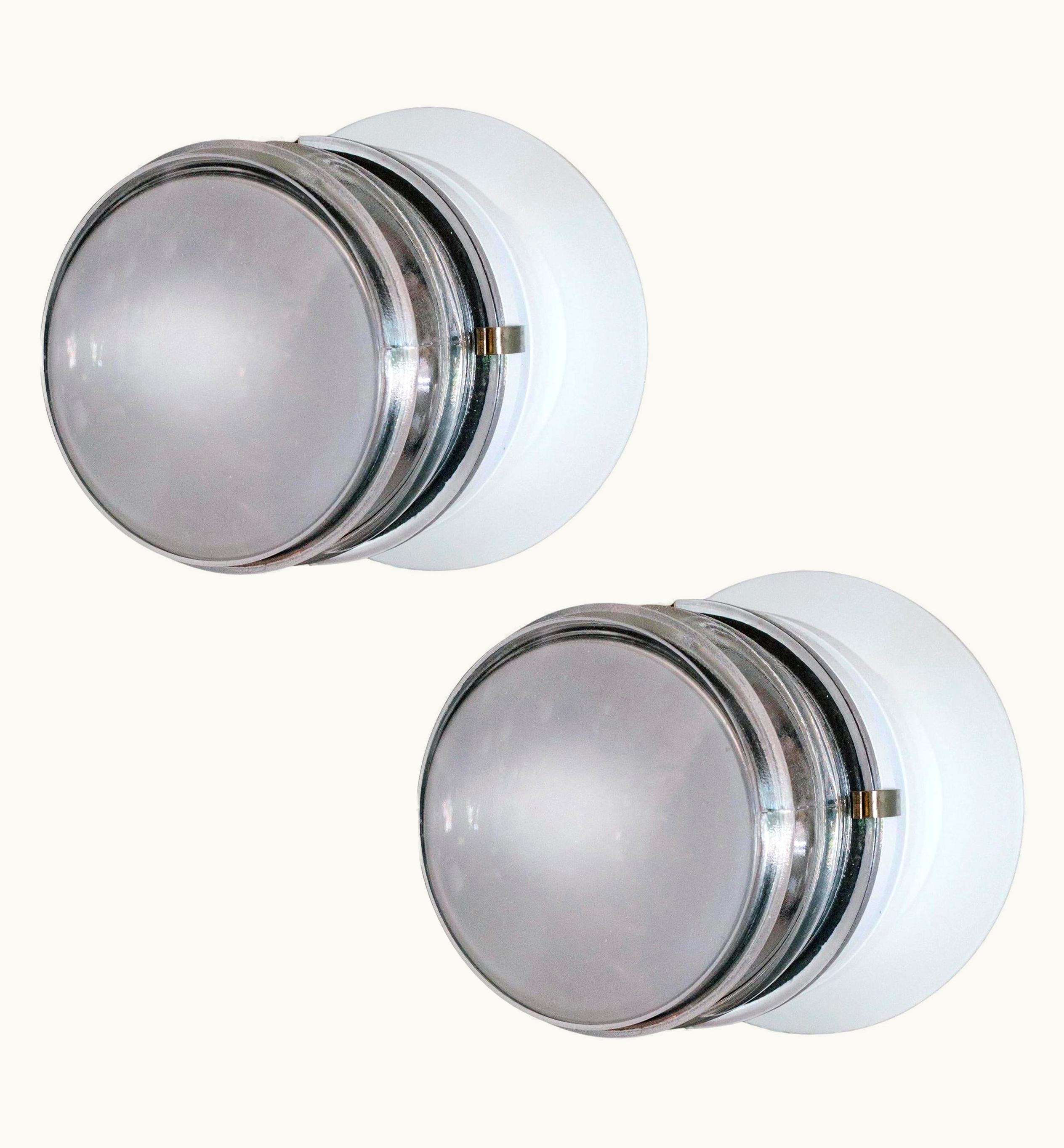 Joe Colombo Joe Colombo Pair Of Joe Colombo 'Fresnel' Outdoor Wall Lamps For Oluce In White