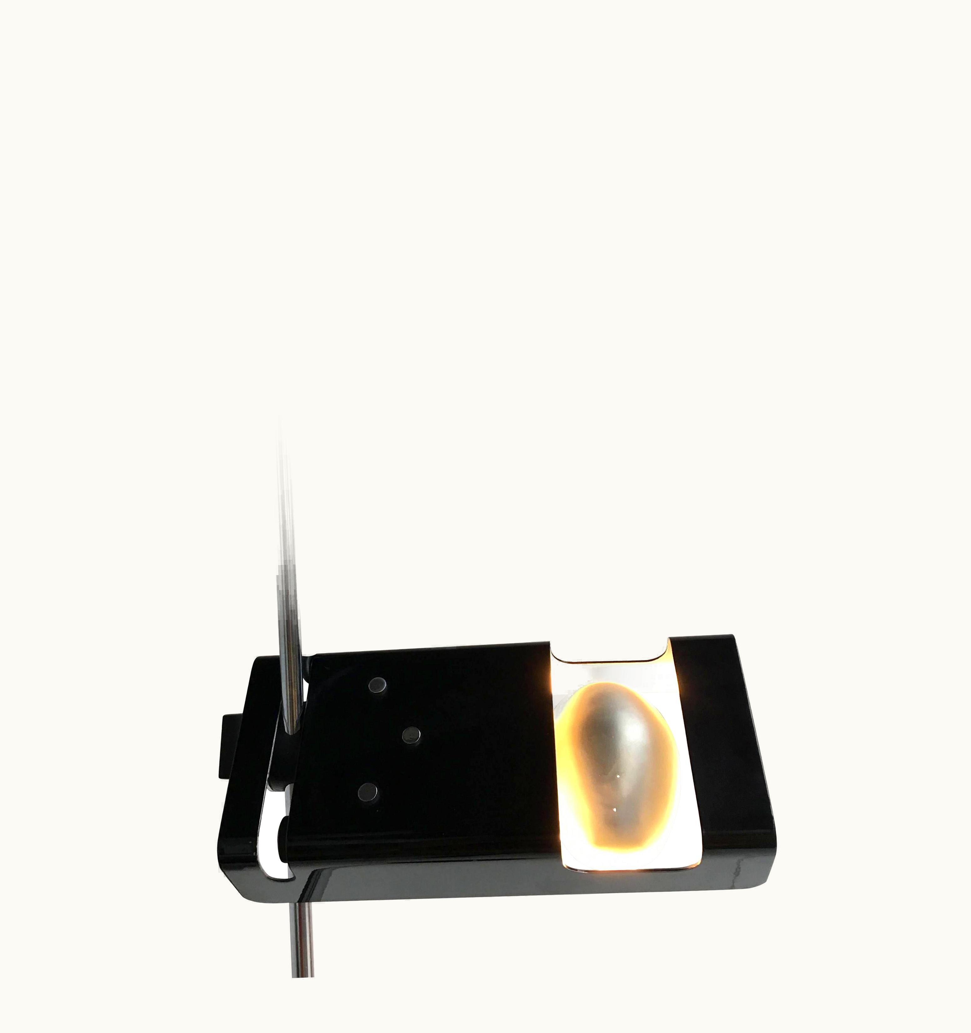 Joe Colombo Minimalist Elegant 'Spider' Floor Lamp By Joe Colombo For Oluce, Italy 1965