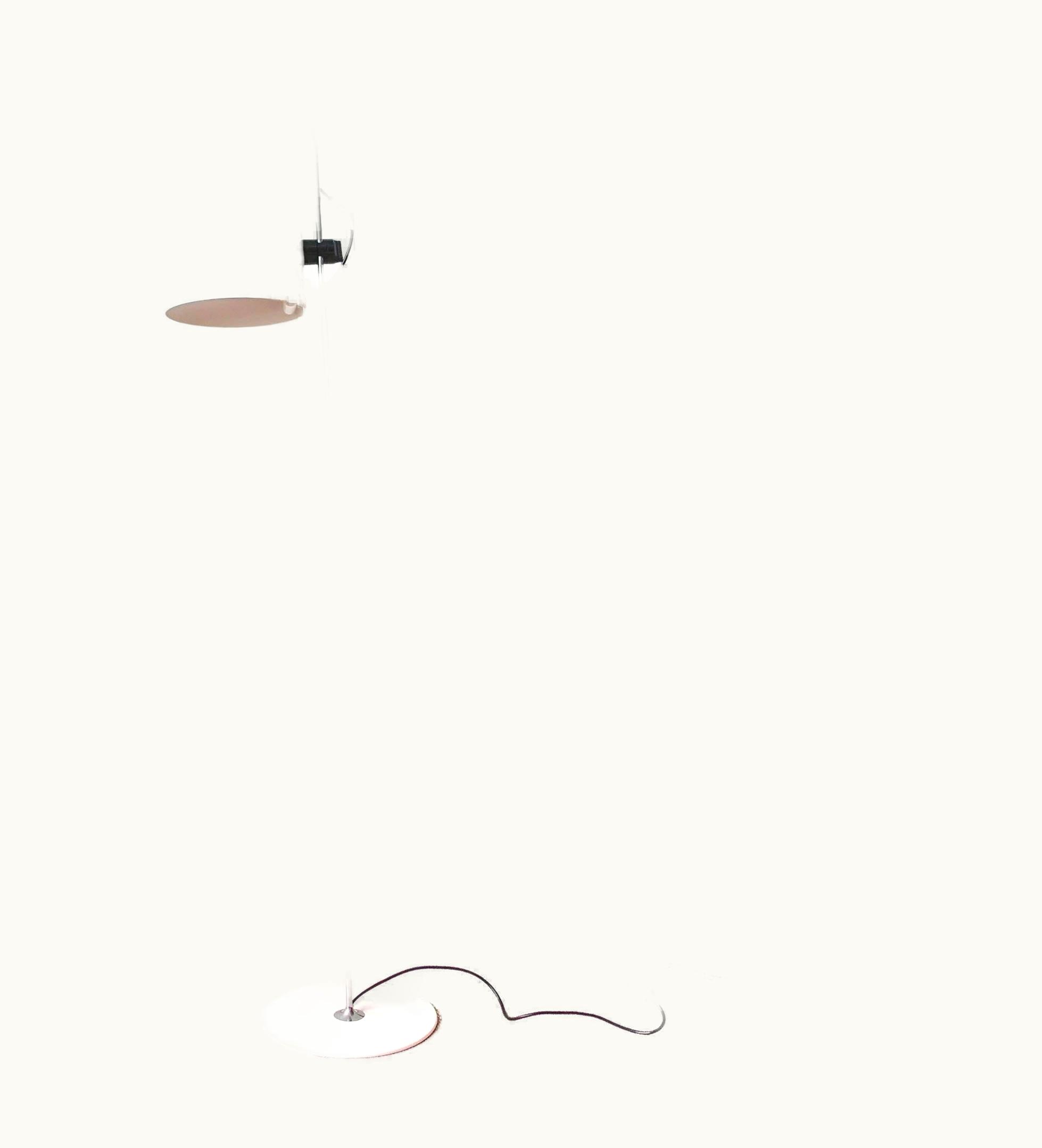 Joe Colombo Joe Colombo Coupé White Floor Lamp By Joe Colombo For Oluce, 1967