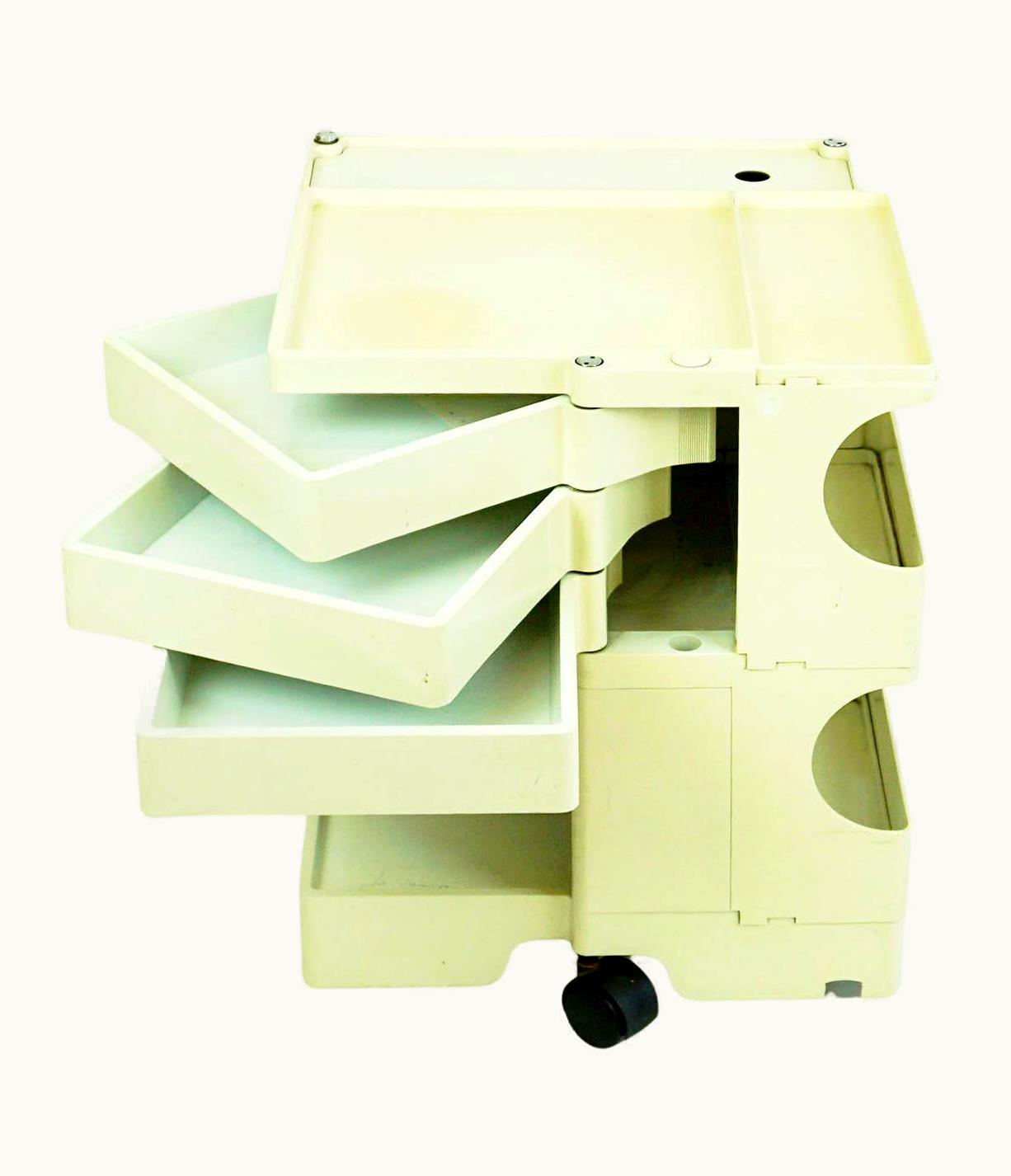 Joe Colombo White Plastic Boby 3 Trolley By Joe Colombo For Bieffeplast, Italy, 1970s
