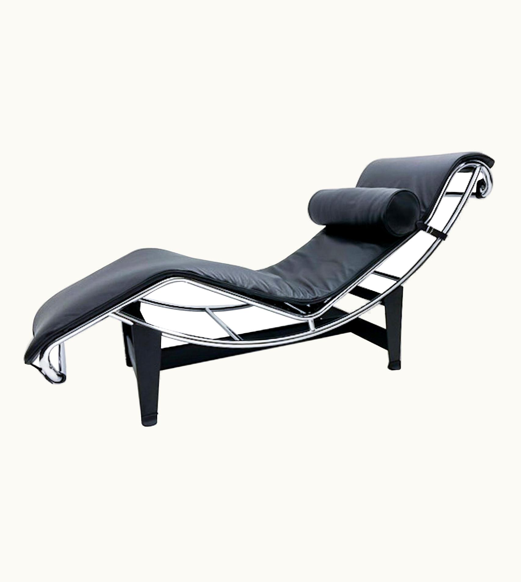 Le Corbusier Le Corbusier Mid-Century Modern Corbusier Lounge Chair LC4, Black Leather For Cassina