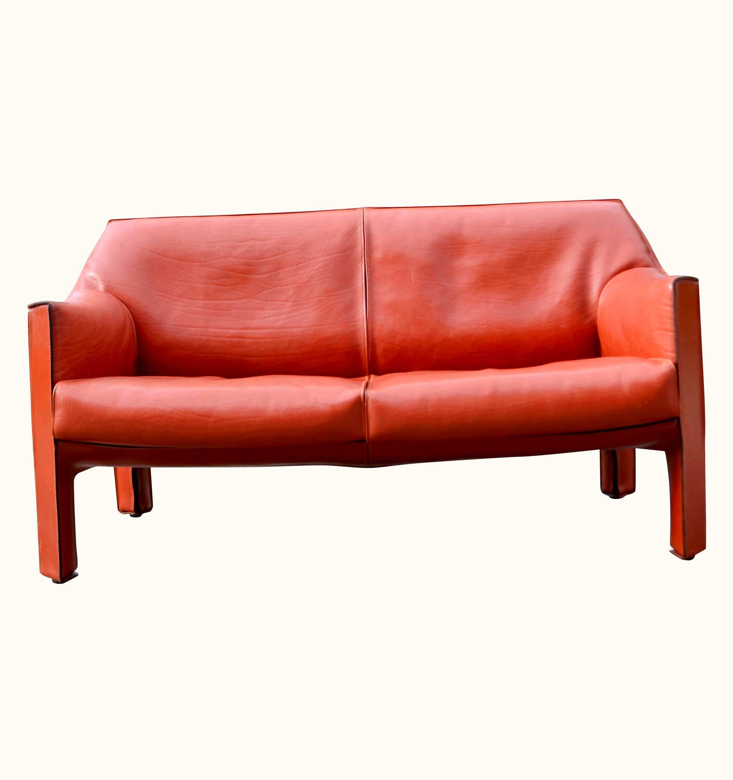 Mario Bellini Mario Bellini Cassina Cab 415 Neck Saddle Leather Sofa China Red / Ox Red