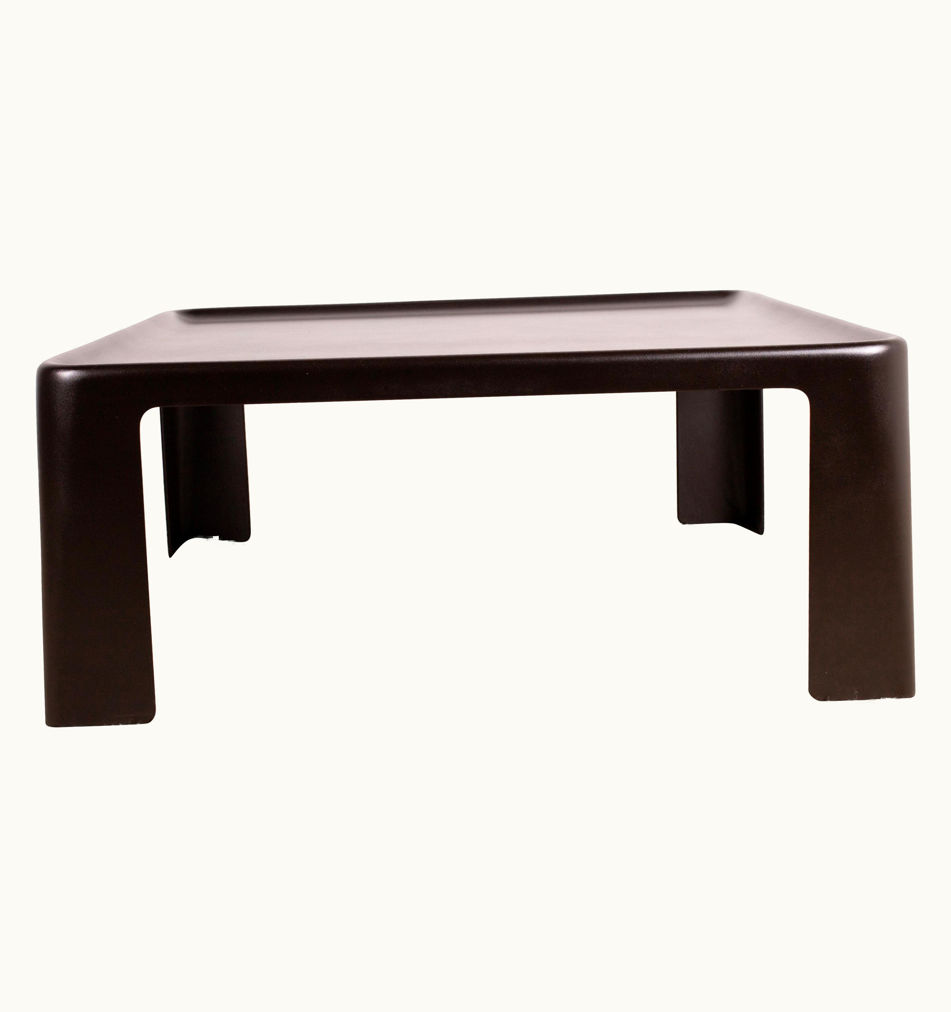 Mario Bellini Mario Bellini C.1972 C&B Italia Firberglass Amanta Coffee Table By Mario Bellini
