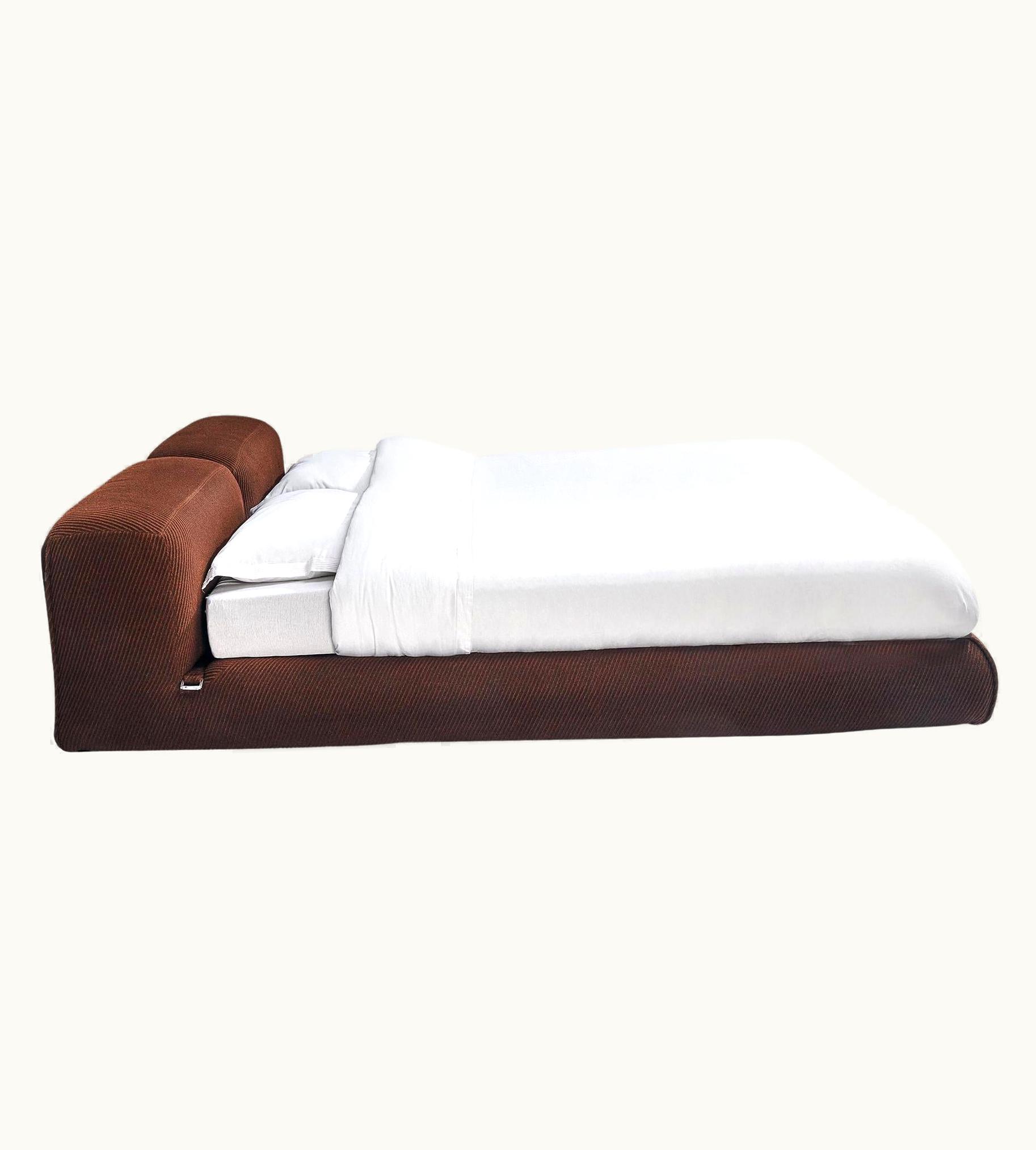 Mario Bellini Mario Bellini Rare Mario Bellini For Cassina 'Le Mura' King Bed In Brown Upholstery