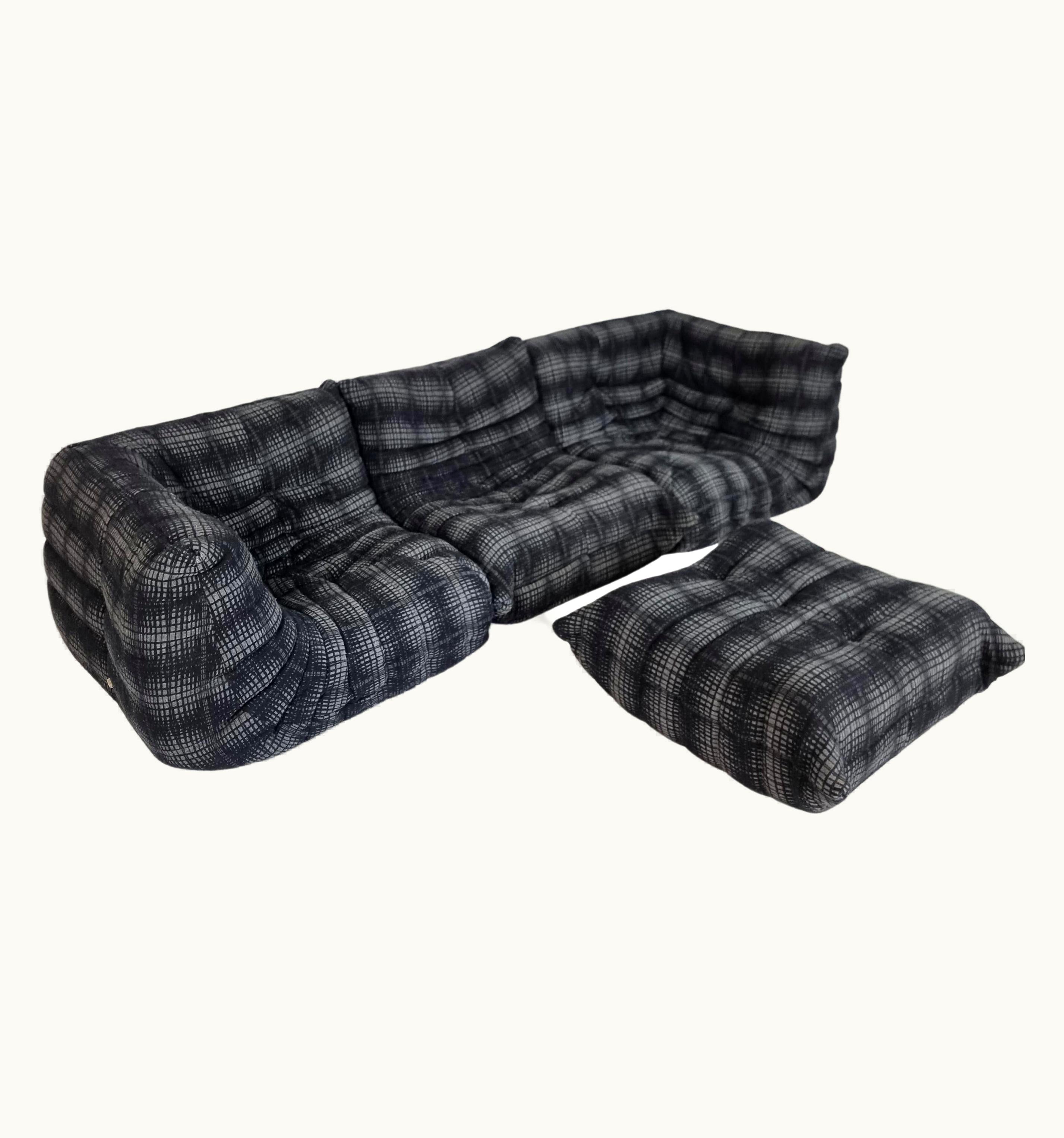 Michel Ducaroy Michel Ducaroy Original Togo Ligne Roset Sofa, Michel Ducaroy, 1980